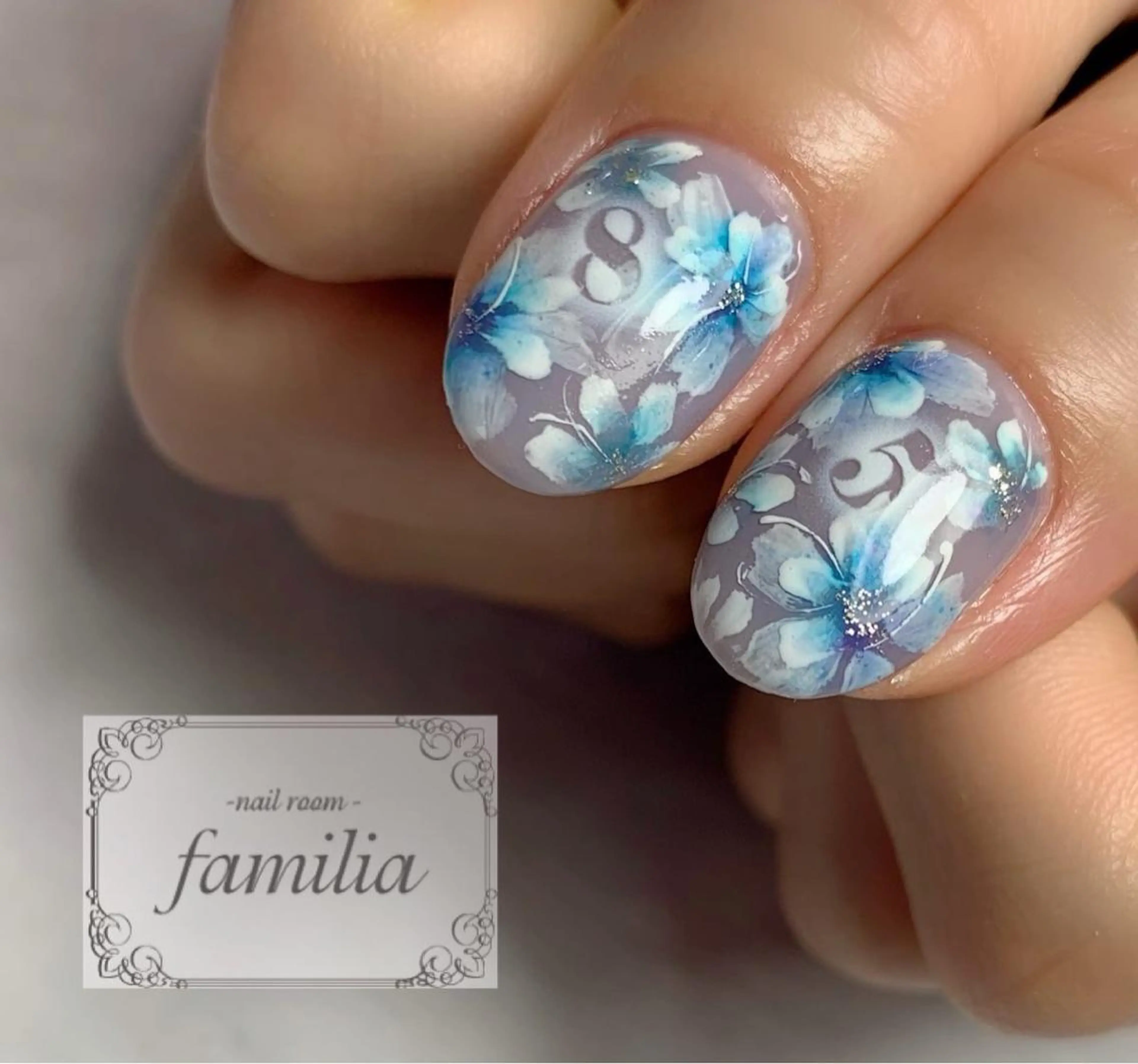 ネイル -nailroom- familiaのネイルデザイン