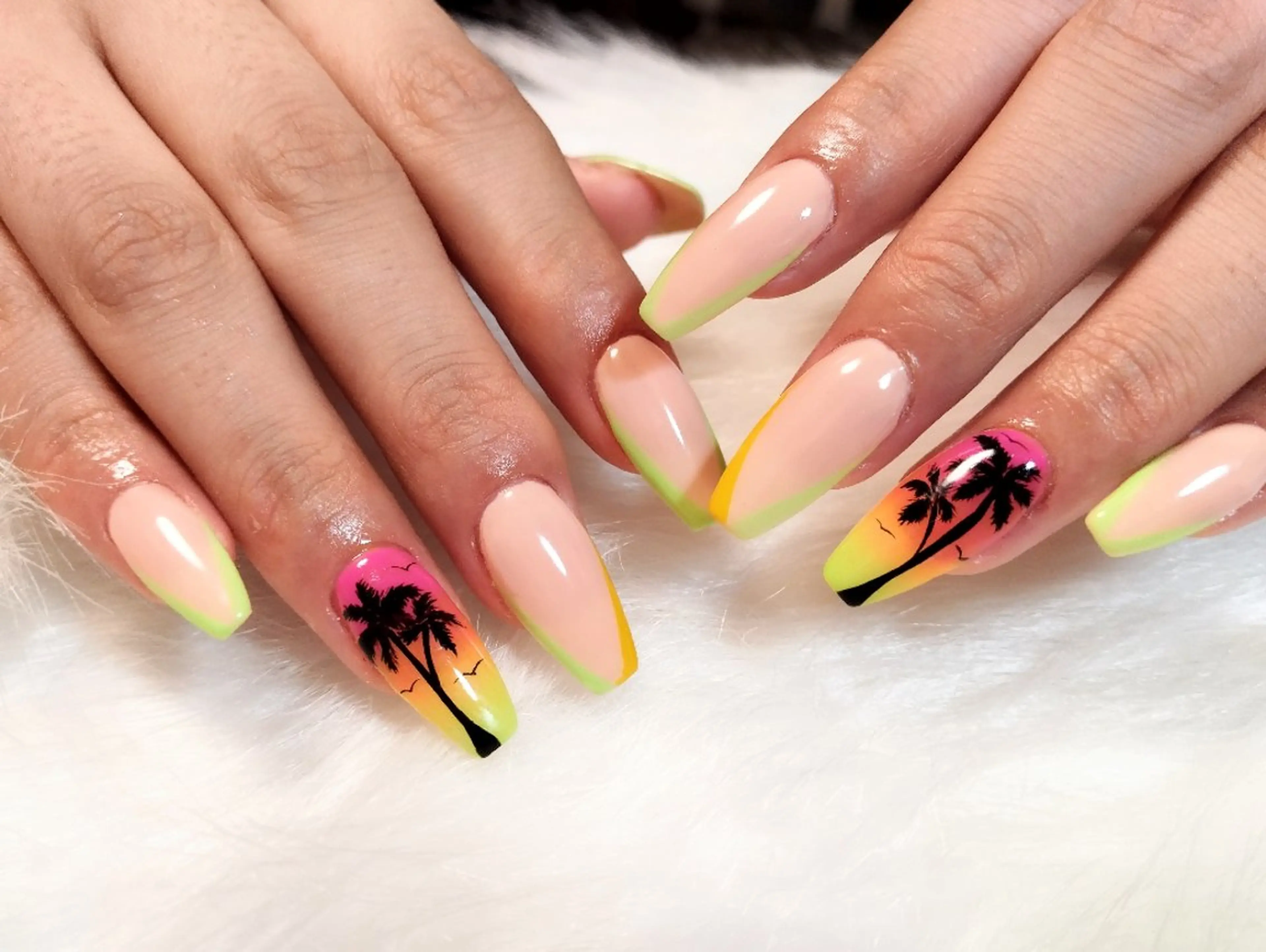 ネイル ハンドネイル ハンドケア ＤI'A ネイルサロンのネイルデザイン