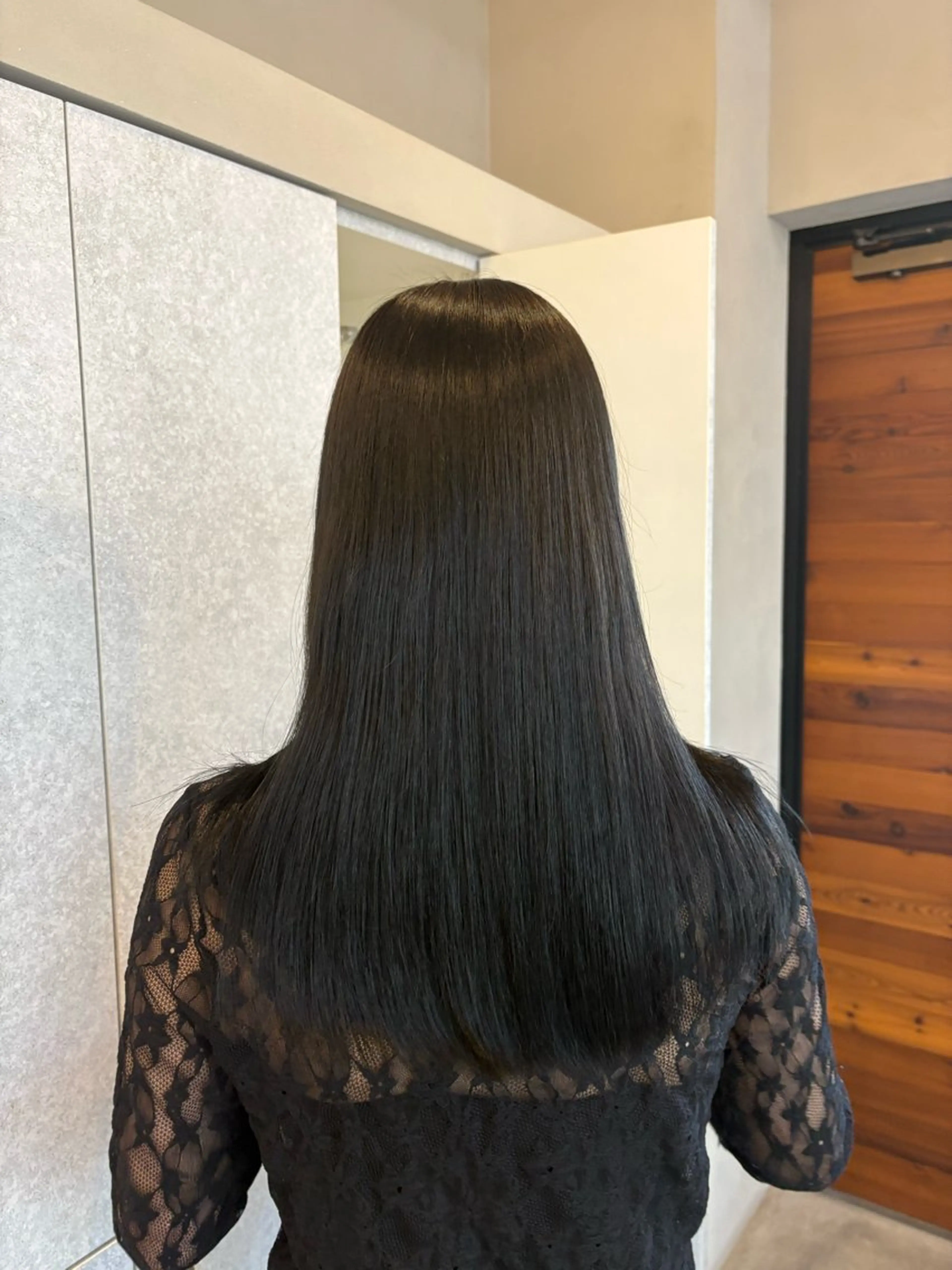 ロング カラー ダークグレー 暖色カラー/透明感 ベージュ/結羽🌼のヘアスタイル