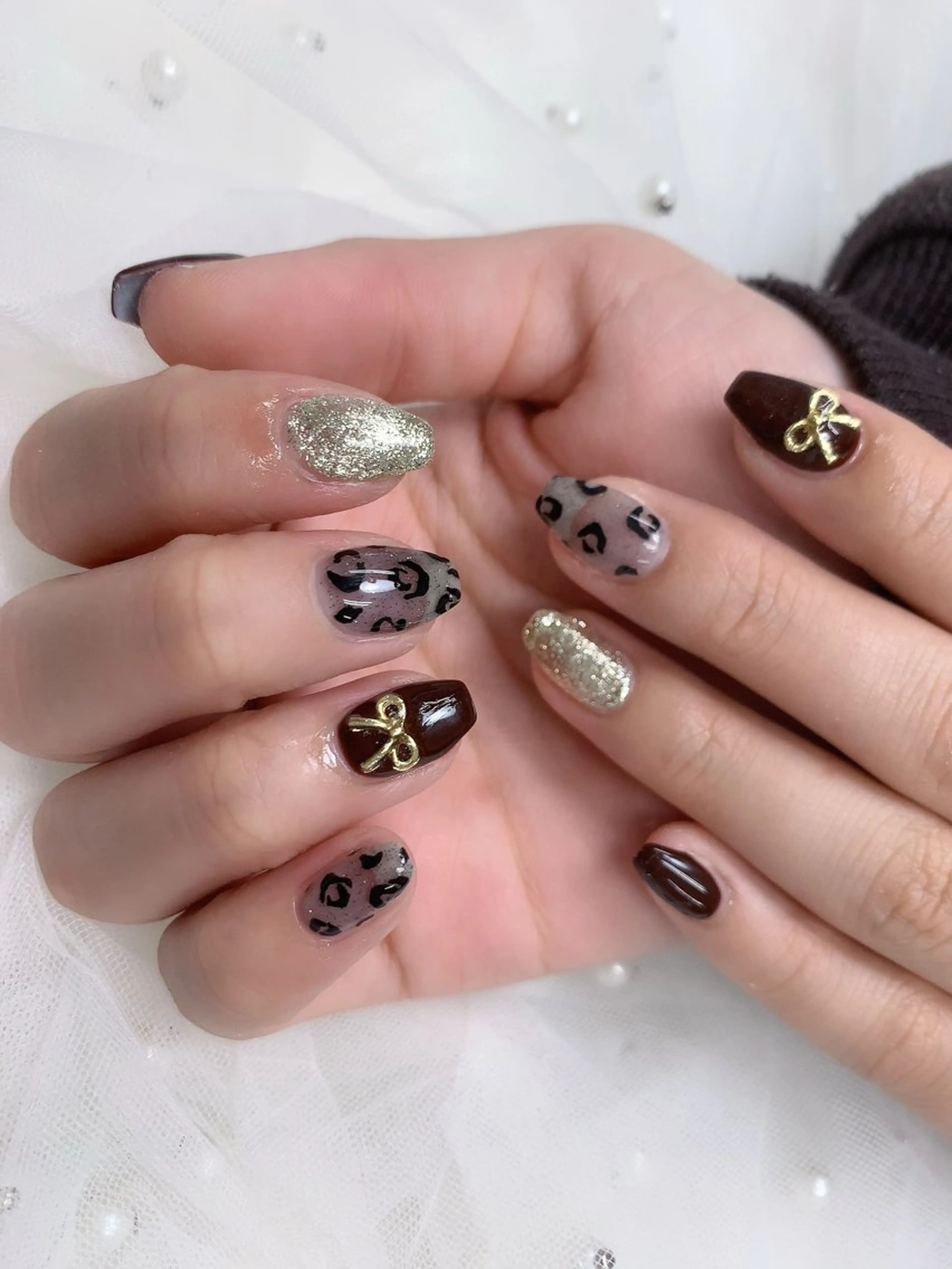 ネイル オーロラネイル チークネイル フットネイル フレンチネイル ジェルネイル Miouミオン ネイルサロンのネイルデザイン