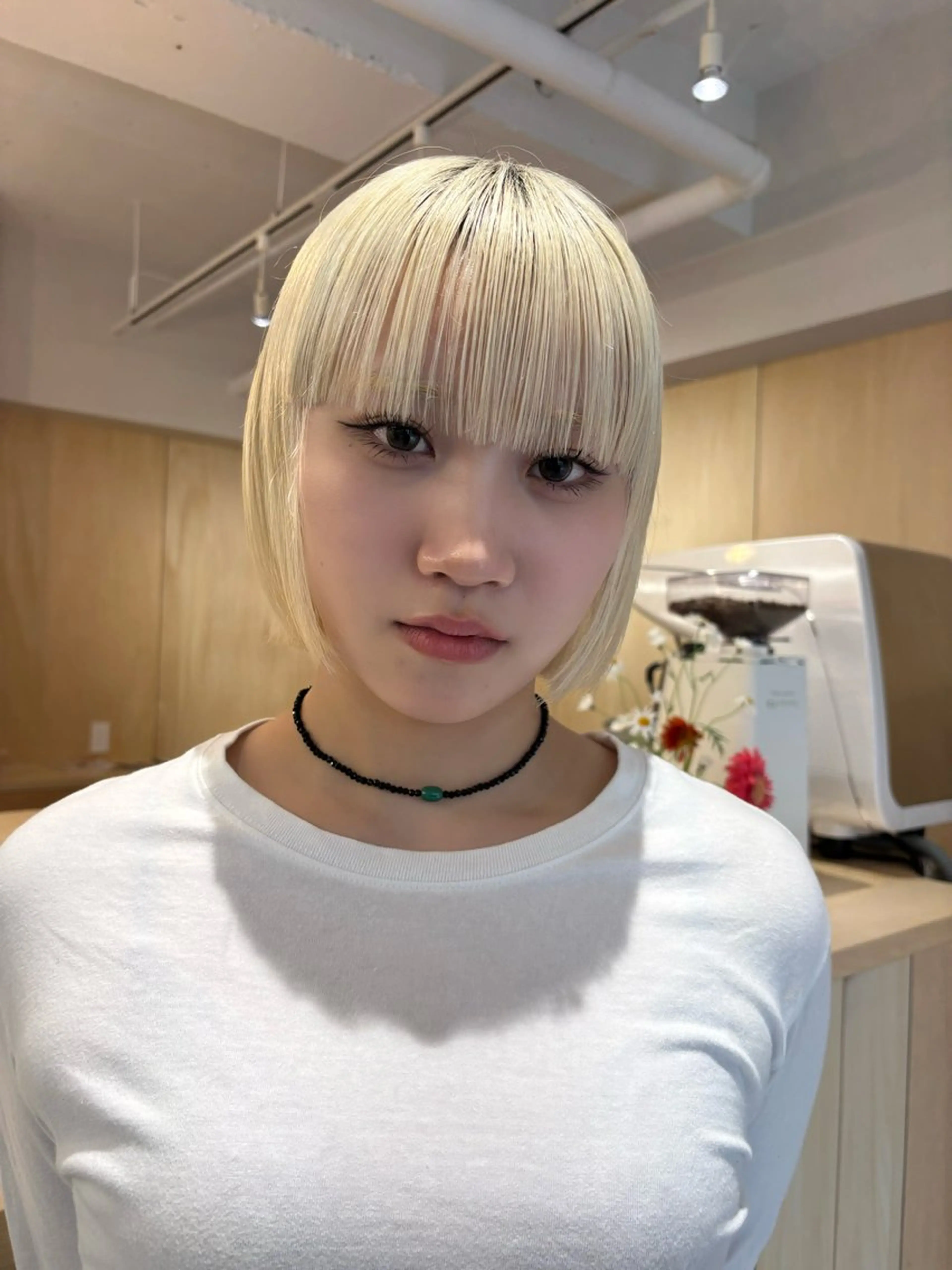 ミディアム ボブ/ベージュ /MIYUのヘアスタイル