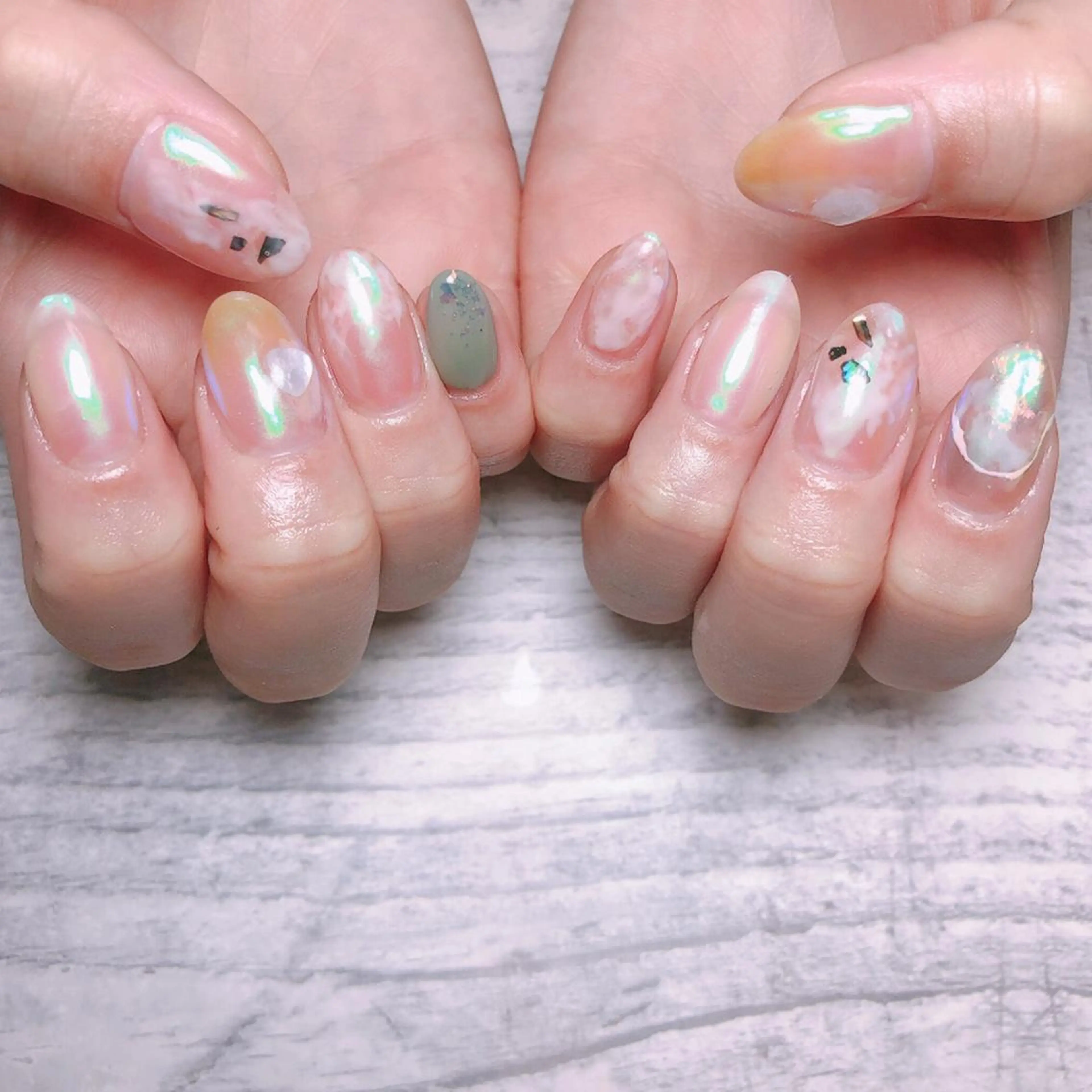 ネイル 個室ネイルサロンDolly  Girl〜ドーリーガール〜所属・DollyGirl KYOKOのネイルデザイン