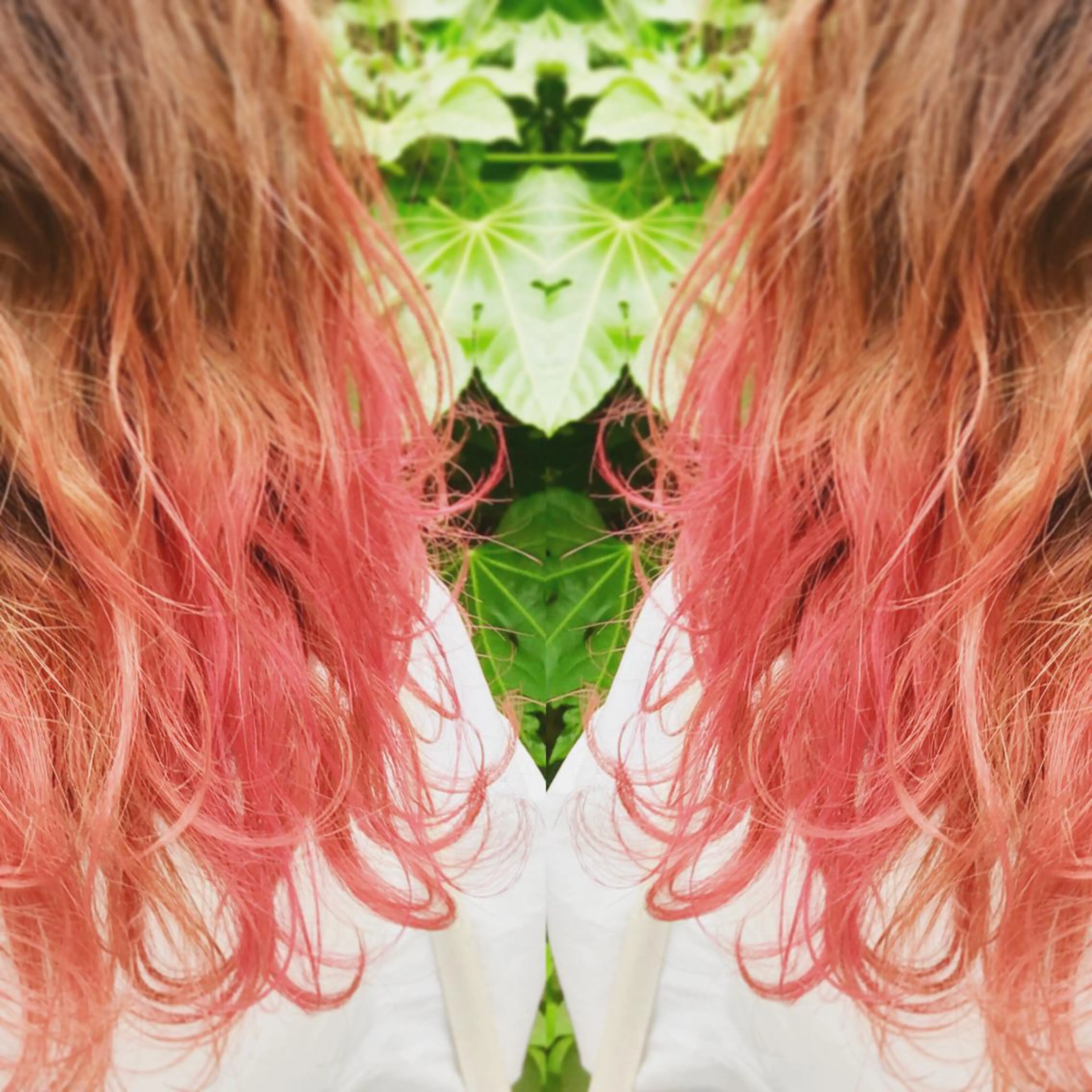 ロング カラー グラデーションカラー ピンクカラー カット ヘアカラー N° jillva ♦️川端裕司♦️のヘアスタイル