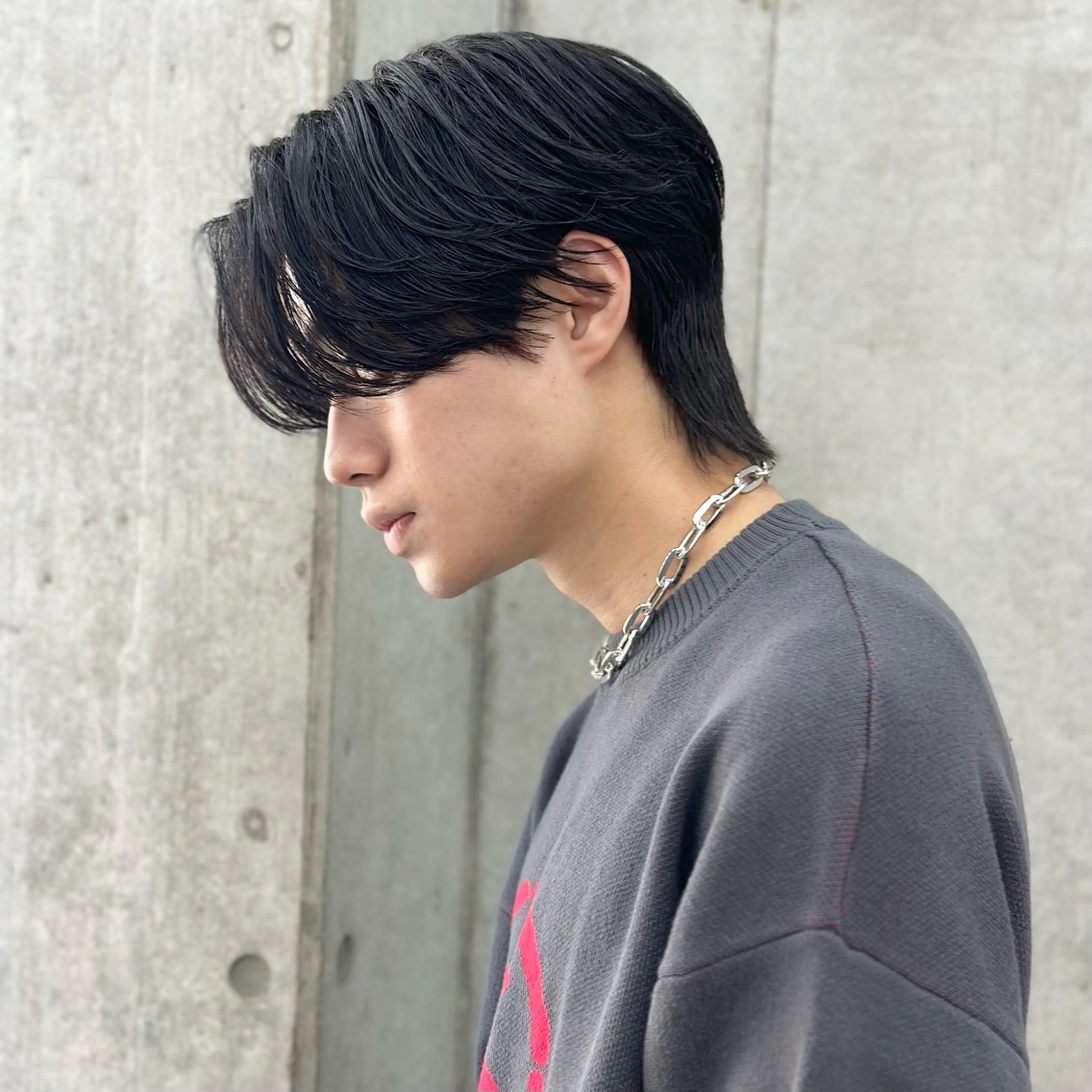 ミディアム カラー パーマ メンズ ミディアムパーマ カルマパーマ メンズ韓国風 メンズパーマ ツイストスパイラルパーマ 【池袋店 店長】伊藤 昂樹/曲がる縮毛矯正のヘアスタイル