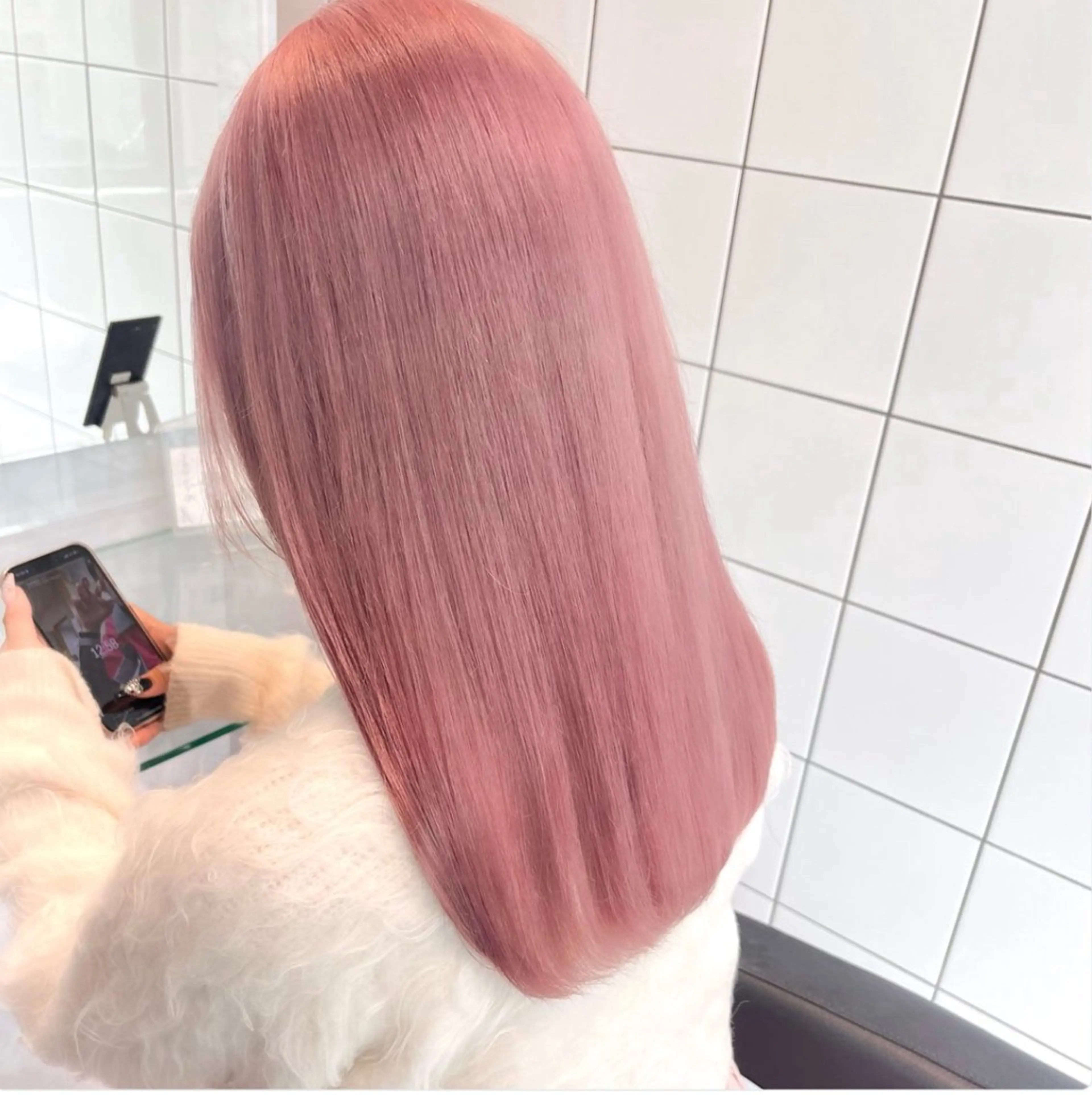 ロング カラー 🫧うる艶トレンド 🫧透明感カラーのヘアスタイル