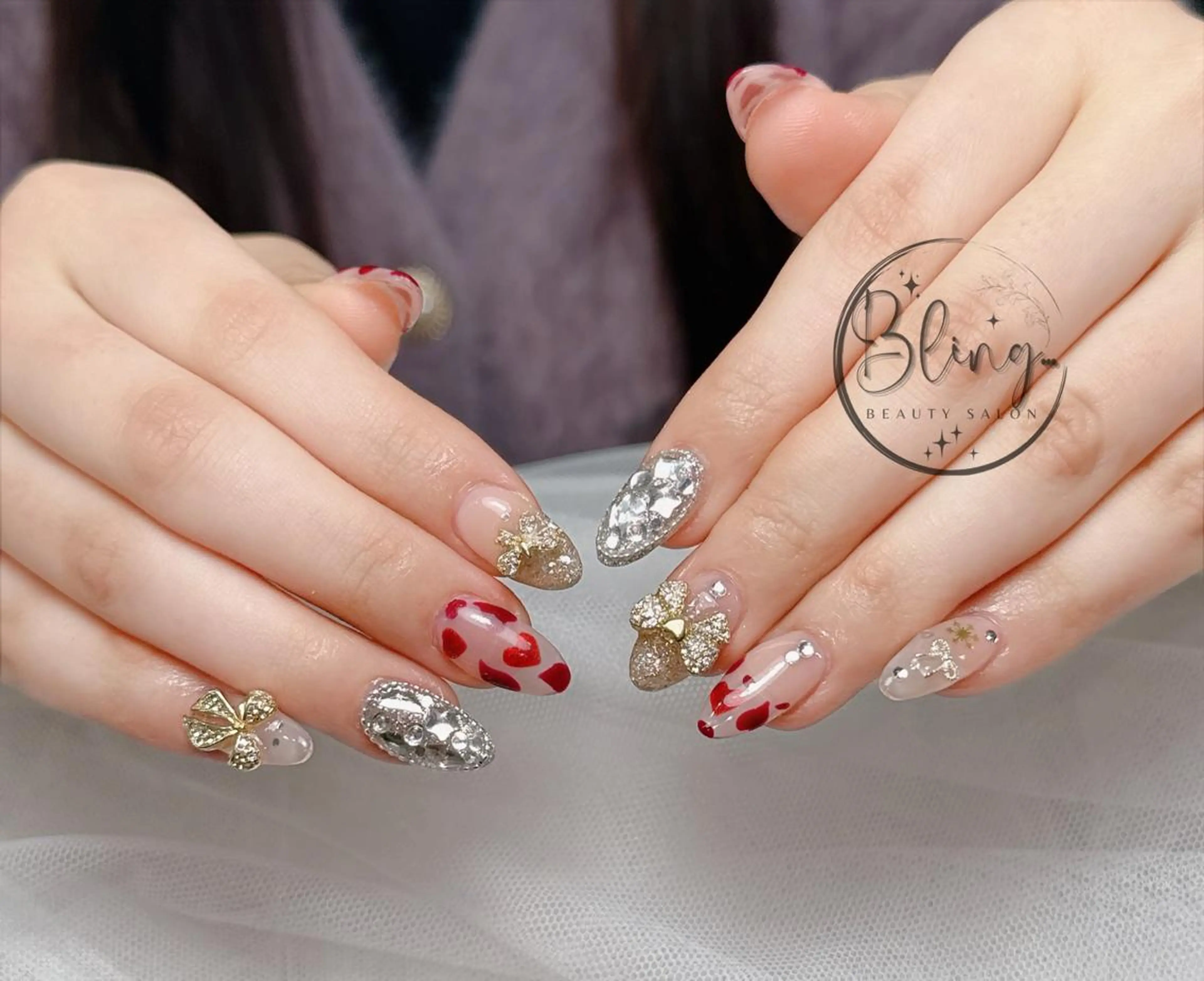 ロング カラー ブルーカラー グラデーションカラー ピンクカラー 韓国風ヘア ハンドネイル 波 なみのネイルデザイン