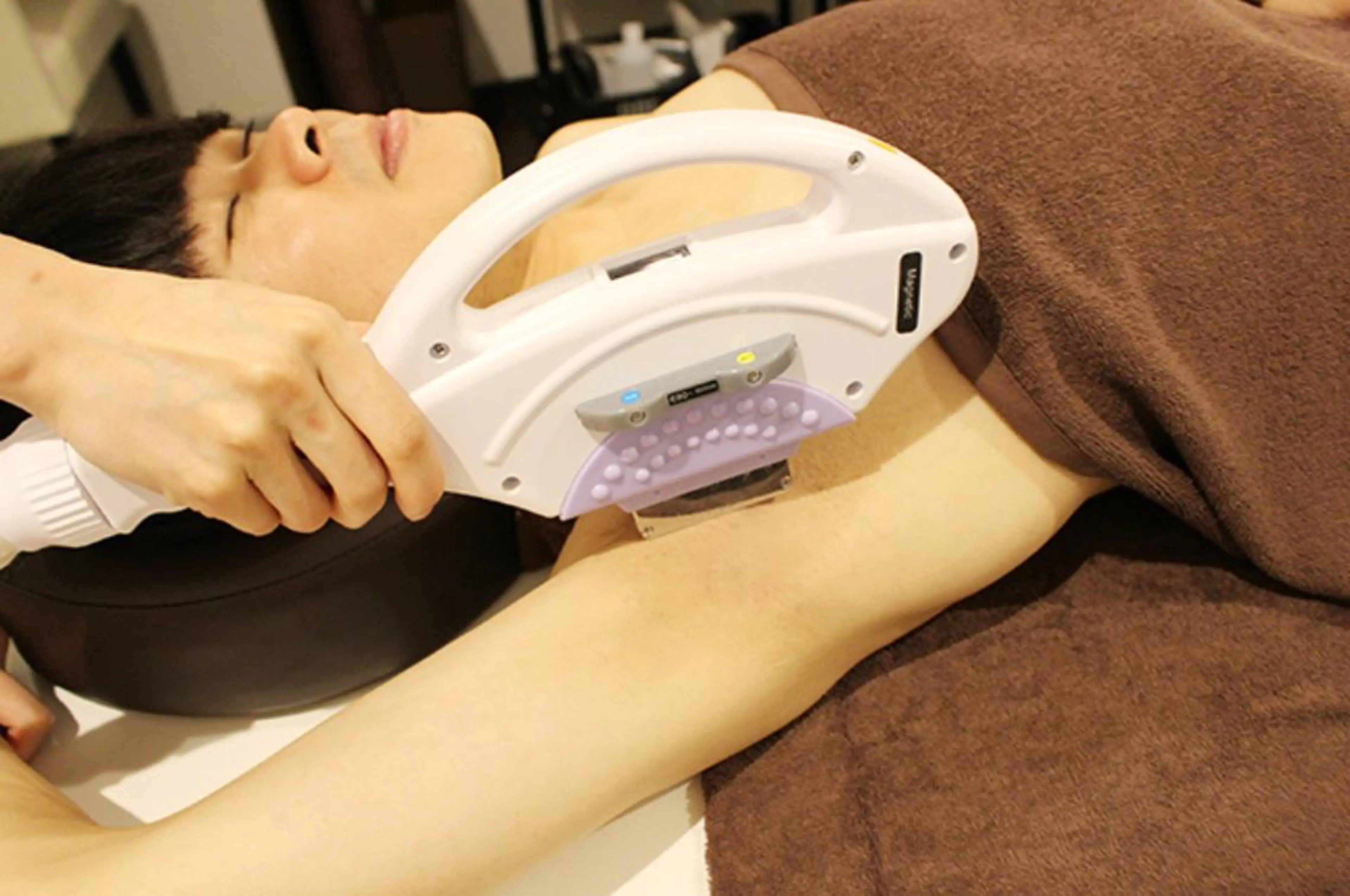 ショート メンズ Renatus 脱毛/美肌/眉/痩身のエステ・リラクイメージ