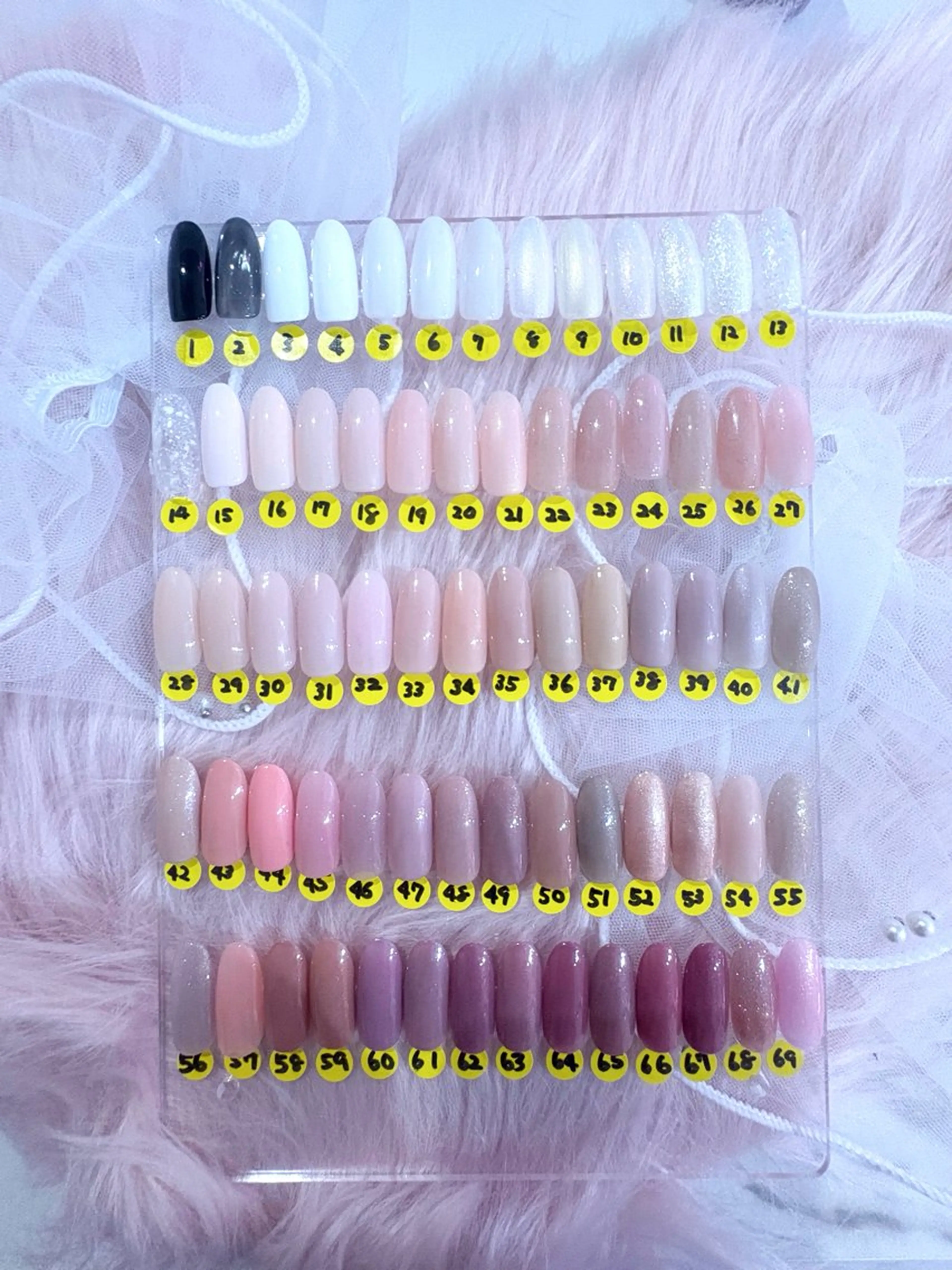 ネイル ジェルネイル Poppo MEIのネイルデザイン