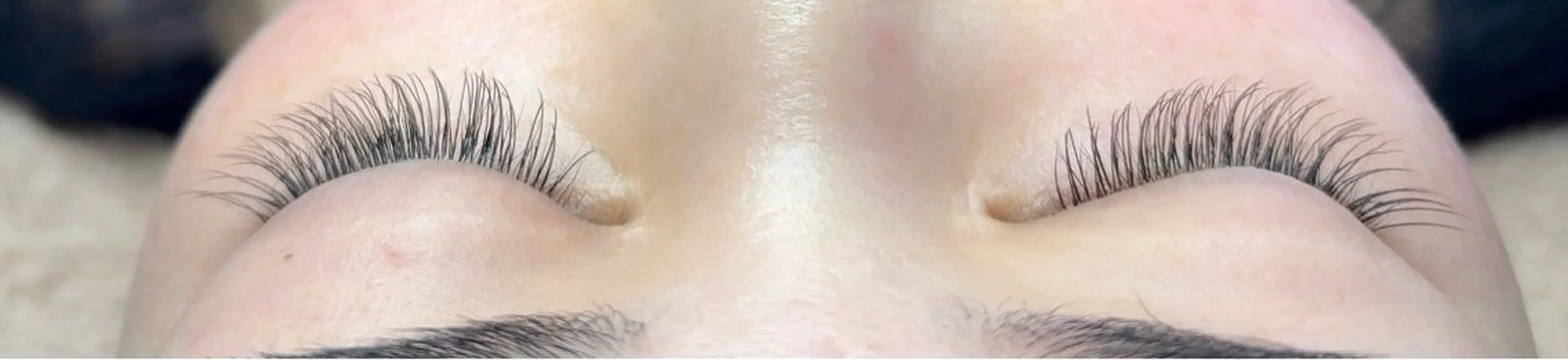 『初回フラットラッシュ120本』他店オフ無料➕1週間保証付き💕美容液コーティング🌹の写真