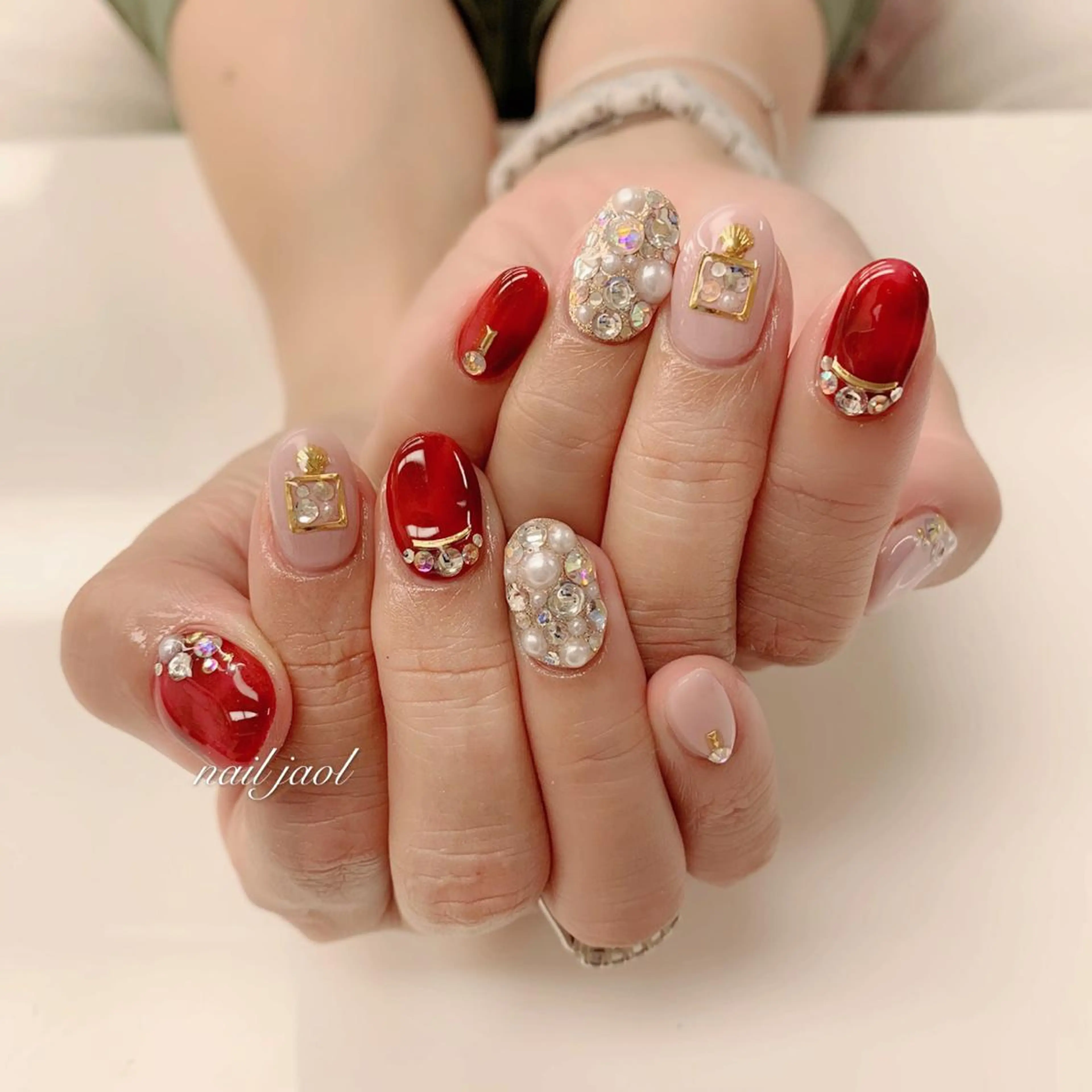 ミディアム nail jaol池袋店所属・ネイルJaol 池袋のネイルデザイン