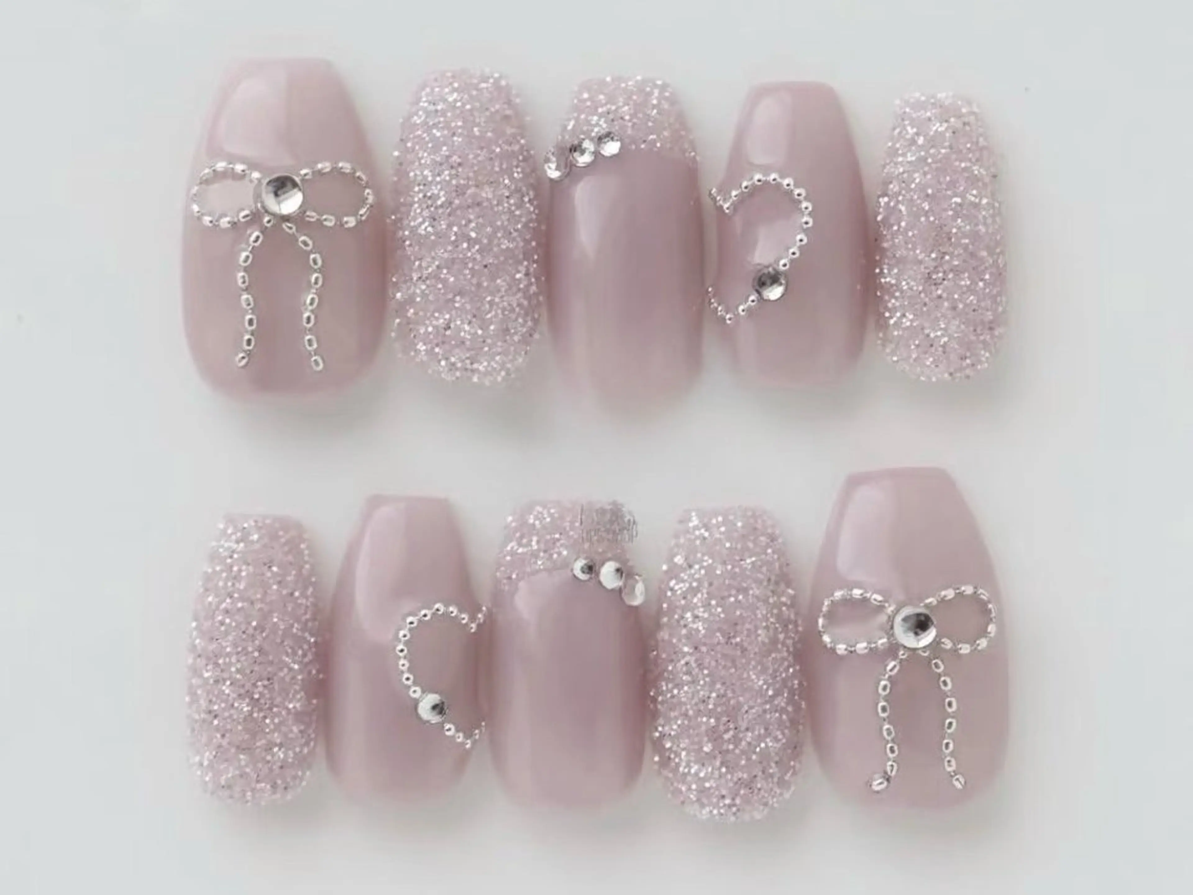 ネイル アートネイル オーロラネイル クリアネイル 長さ出し フレンチネイル ハンドネイル ハンドケア More Glam渋谷店のネイルデザイン