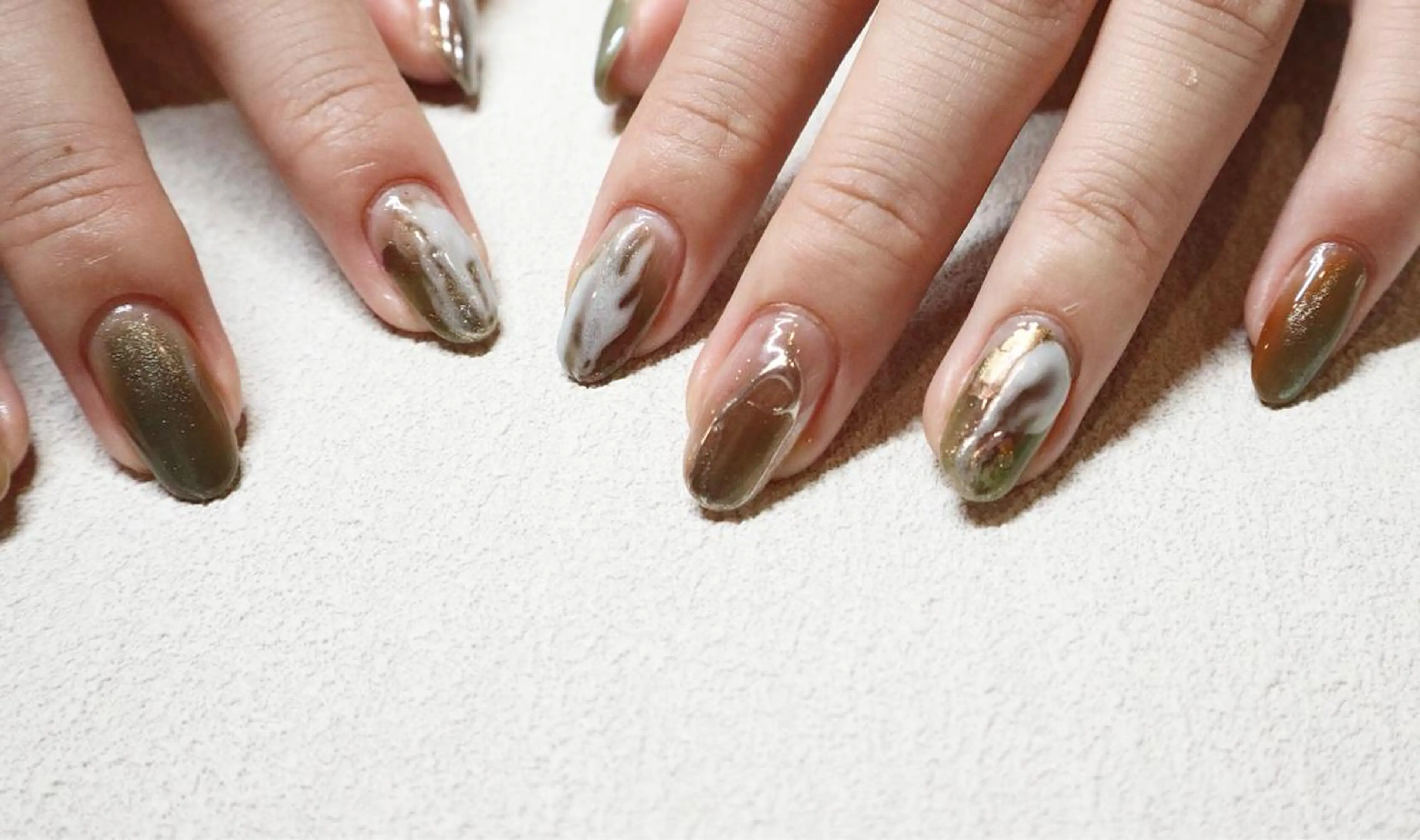 ネイル ハンドネイル 小河 仁美のネイルデザイン