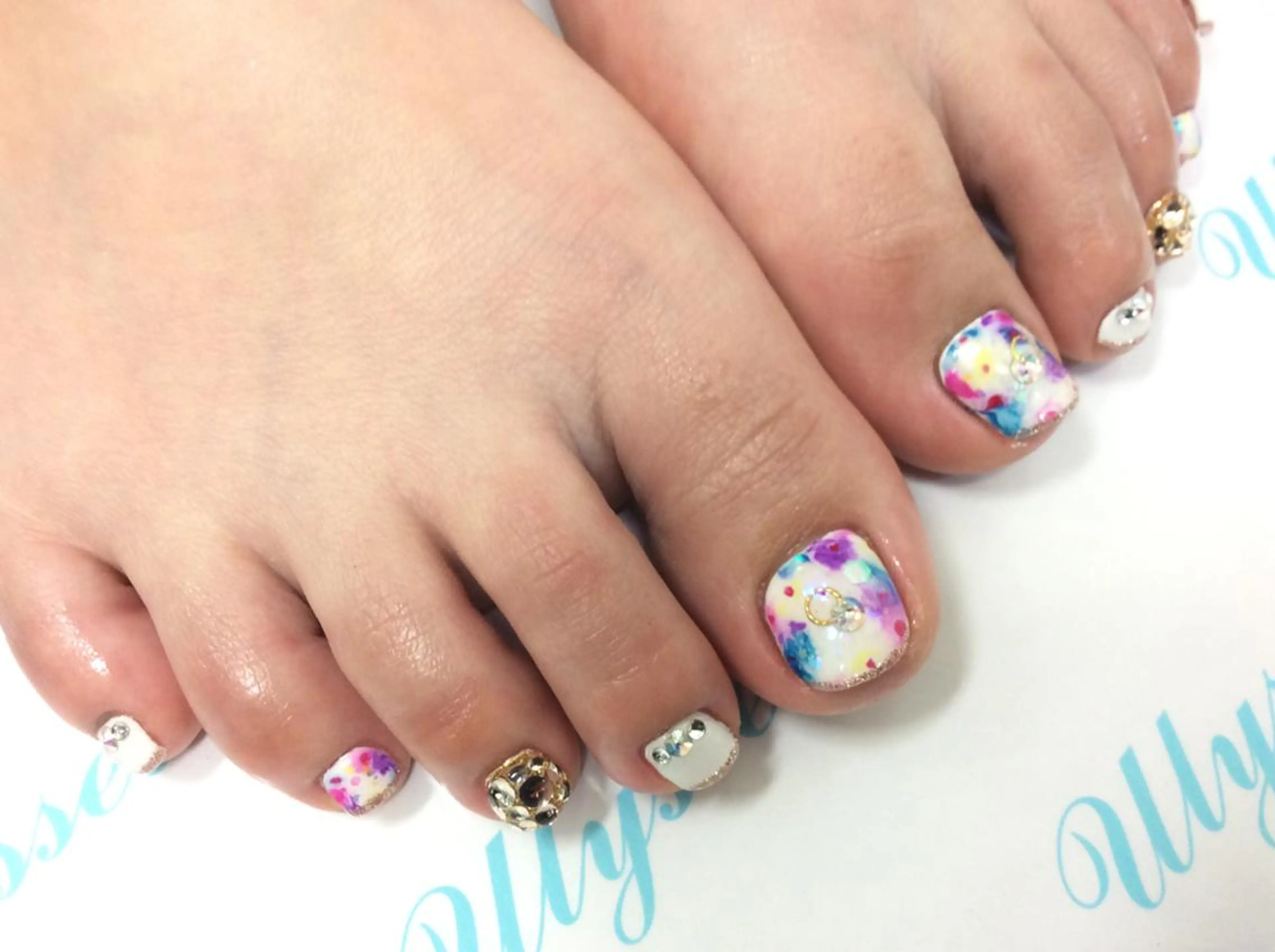 ネイル ユリシスネイル 担当近藤のネイルデザイン