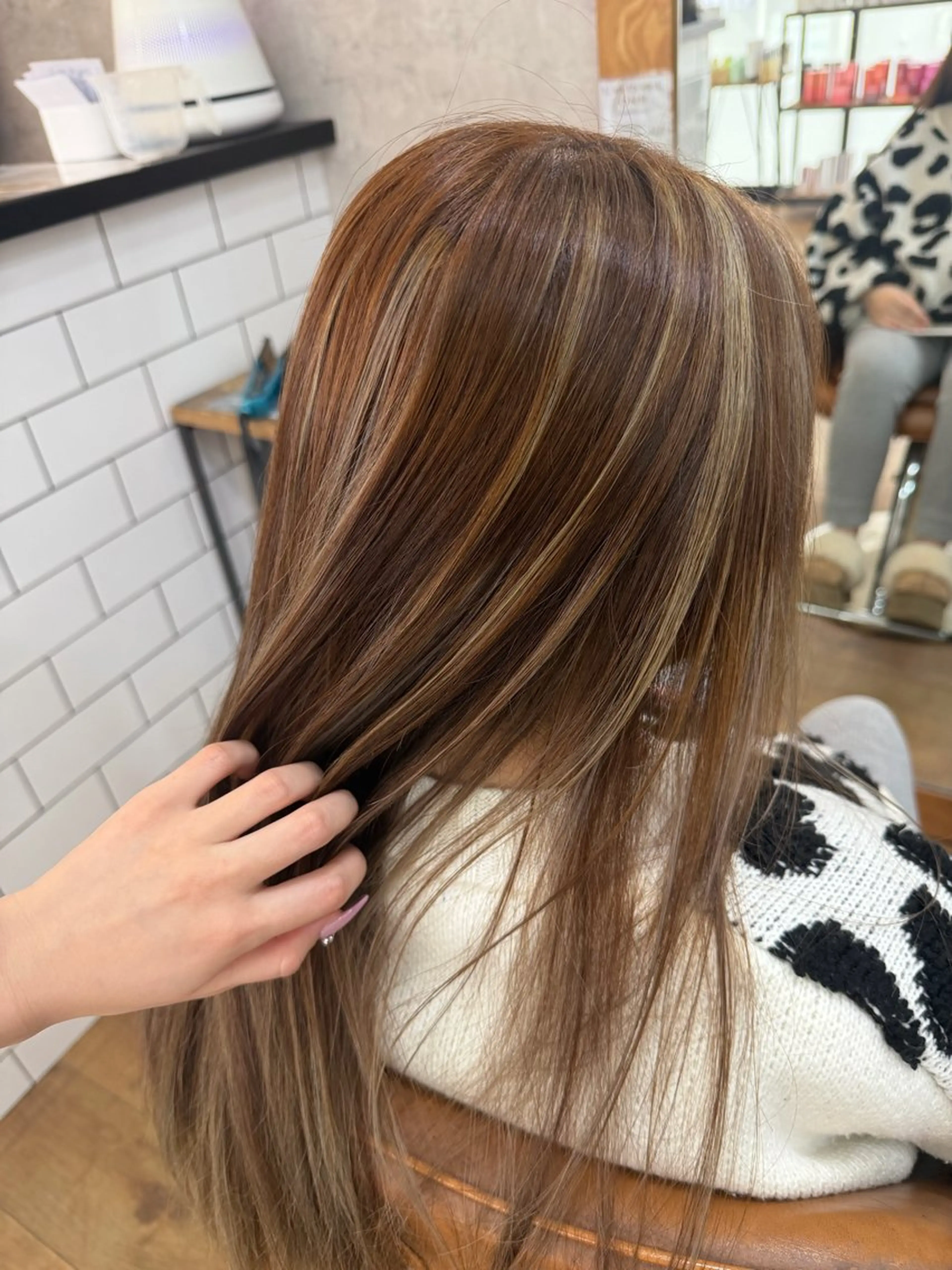 ロング 3Dハイライト ハイライト ヘアカラー be'leef.ric 守口店所属・宮崎 稚世のヘアスタイル