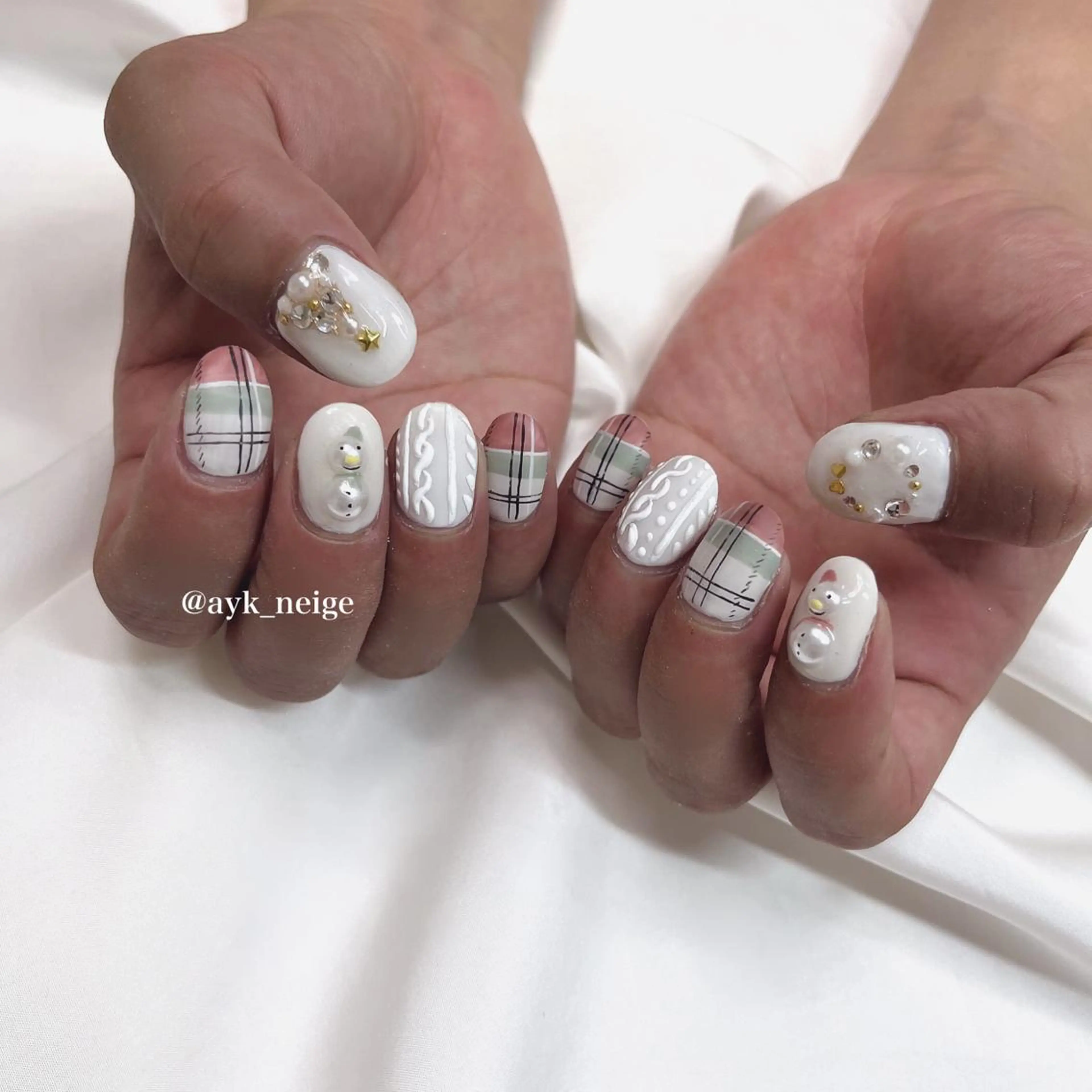 ネイル フットネイル フレンチネイル ガラスフレンチ グラデーション 韓国ネイル n'eige nail所属・大谷 綾香のネイルデザイン