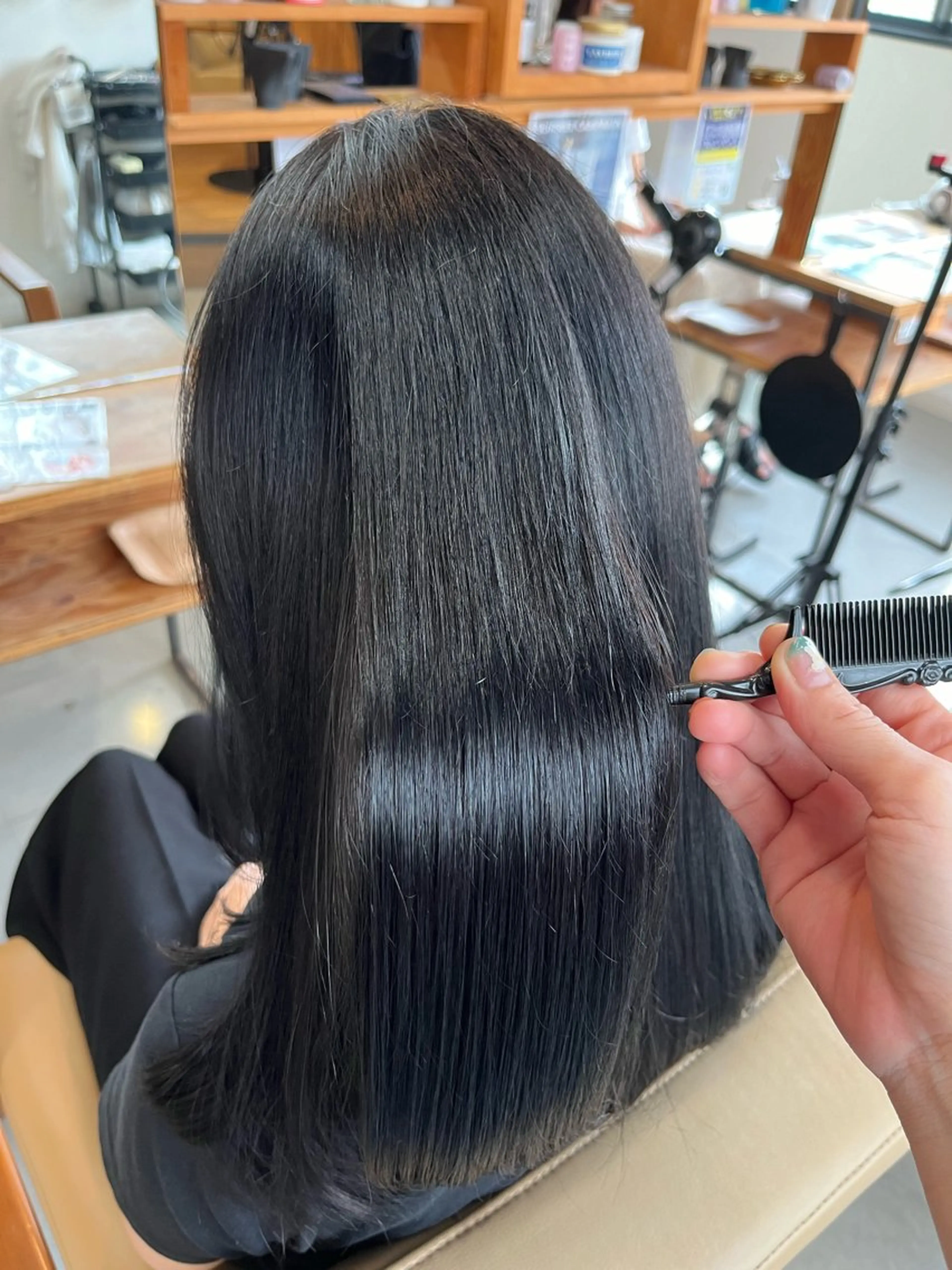 ロング ロング カット ヘアカラー トリートメント JUNO所属・阪神西宮★JUNO 川﨑温子のヘアスタイル