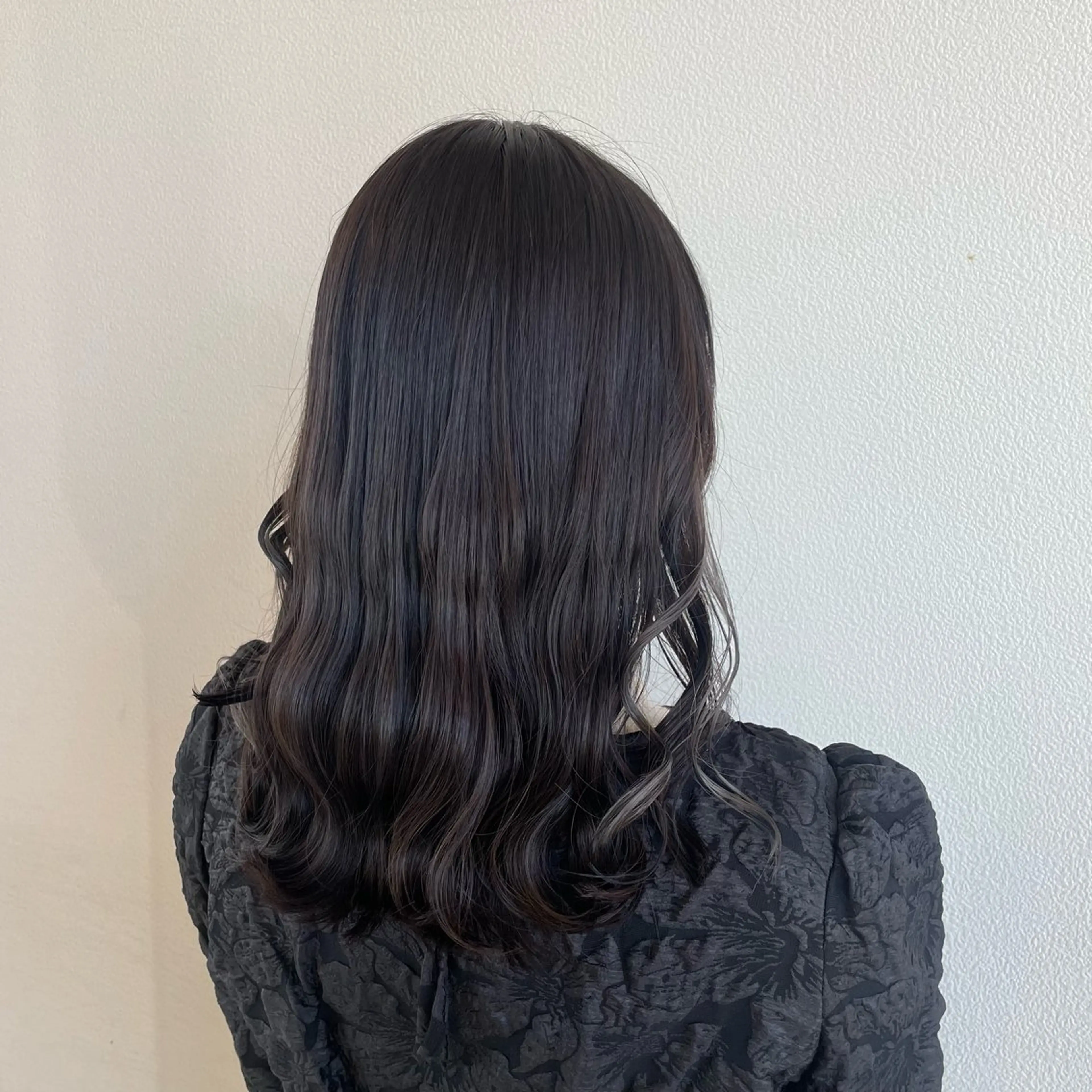 ミディアム 松下 紗季のヘアスタイル