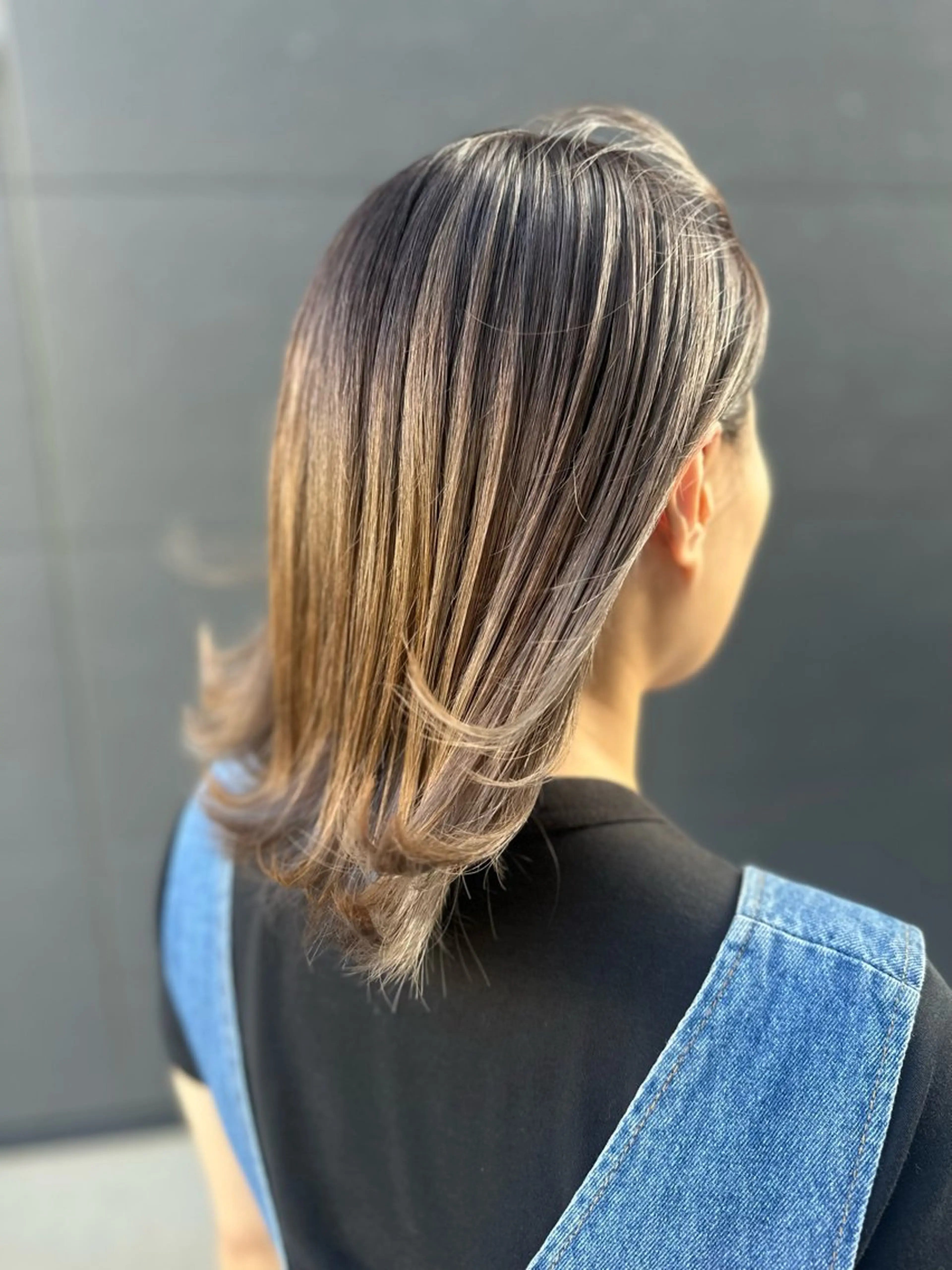 ミディアム カラー ブリーチ ケアブリーチ グラデーションカラー ヘアカラー トリートメント K Harukaのヘアスタイル