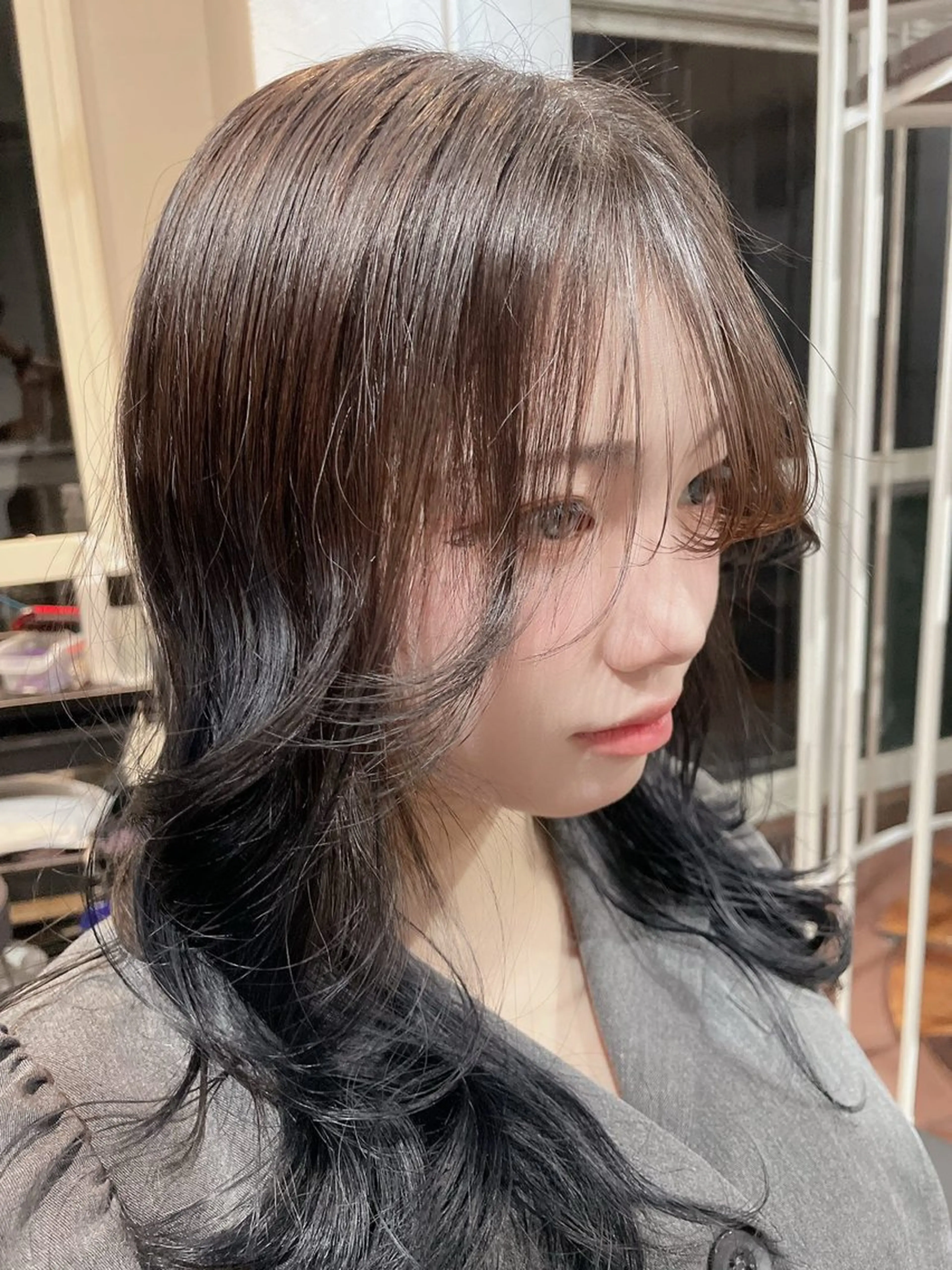 セミロング カラー OON仙台一番町店所属・足立 崇明のヘアスタイル