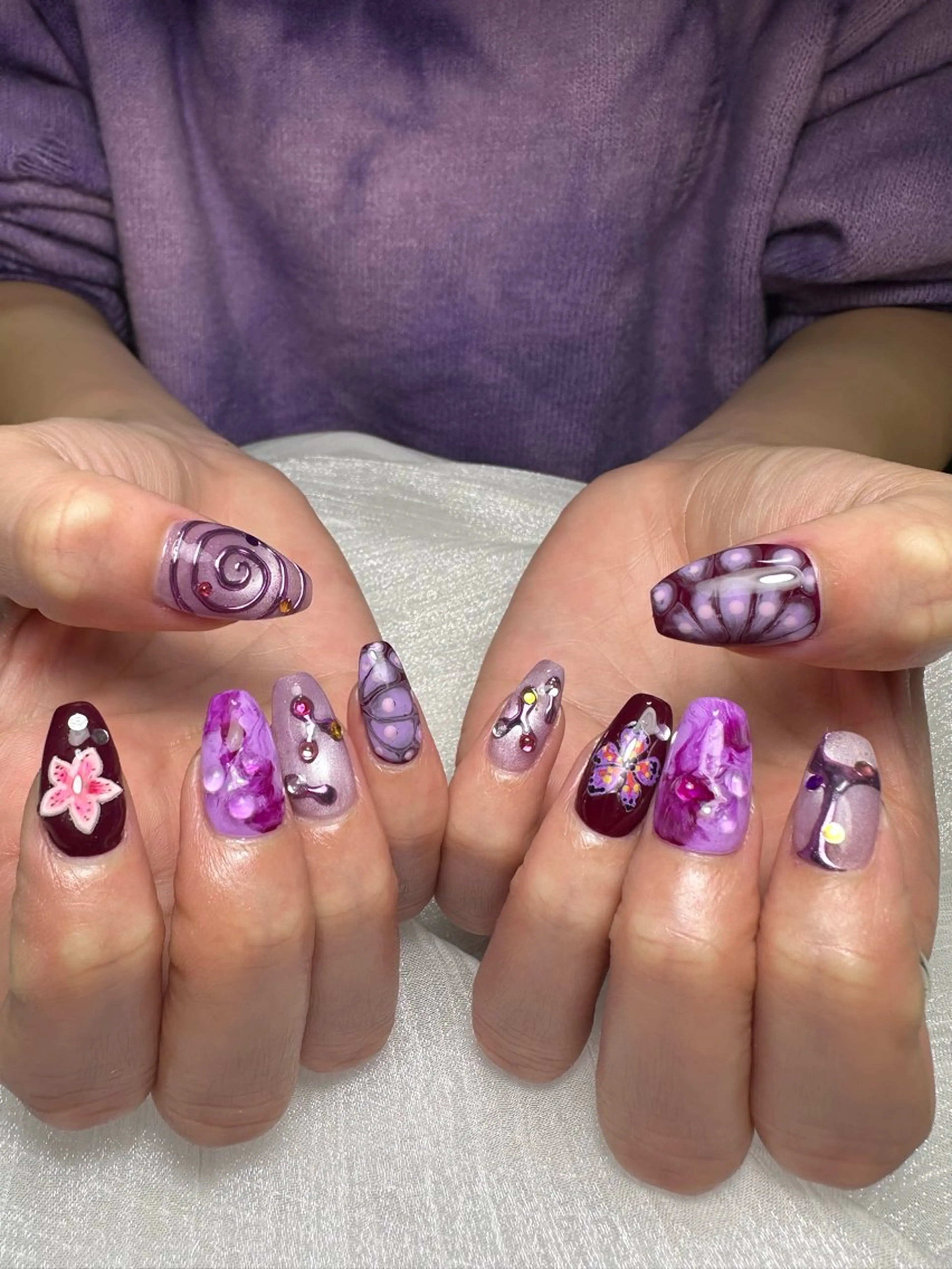 ネイル 上原 悠紀のネイルデザイン