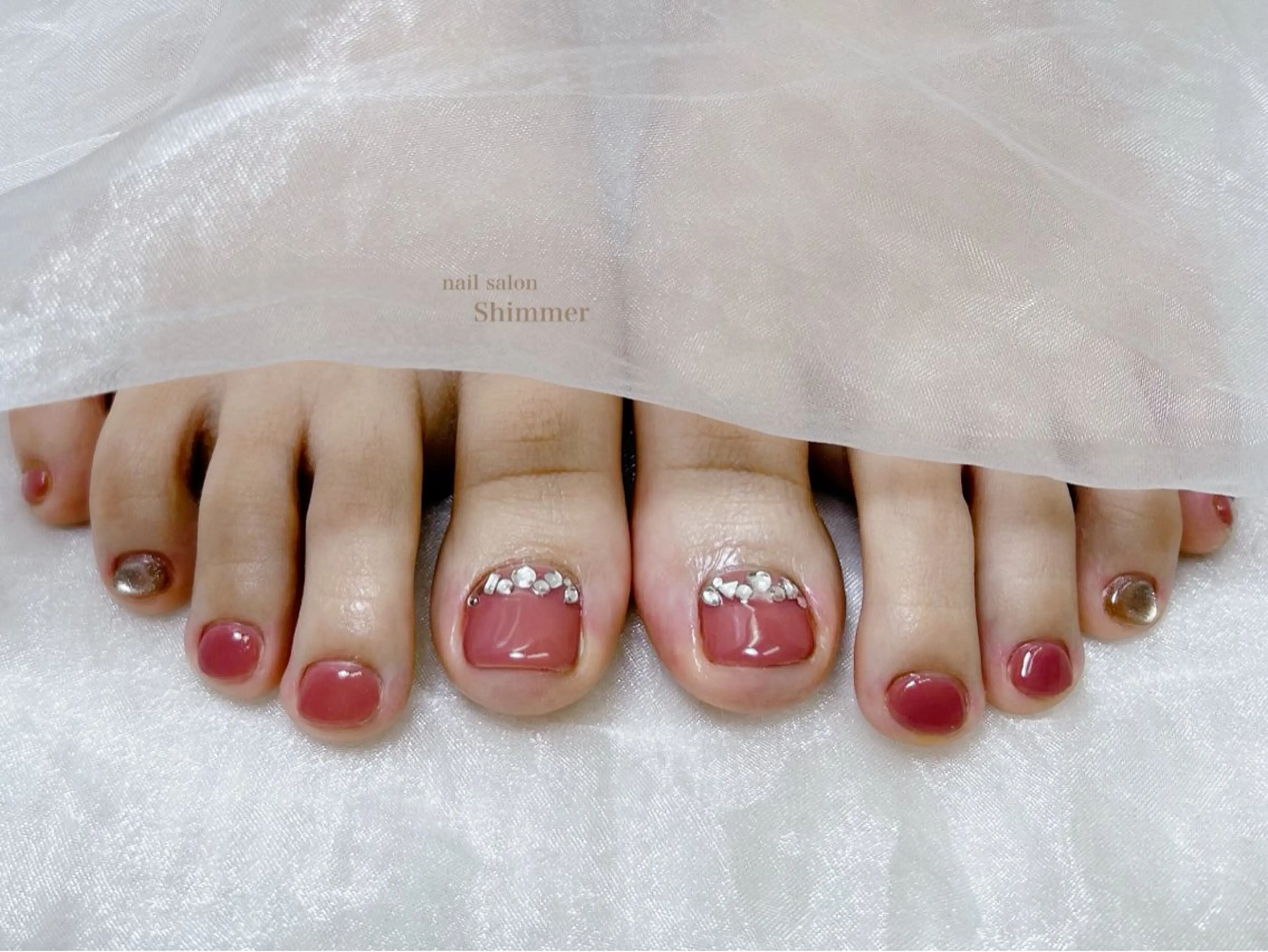 ネイル フットネイル Shimmer Risaのネイルデザイン