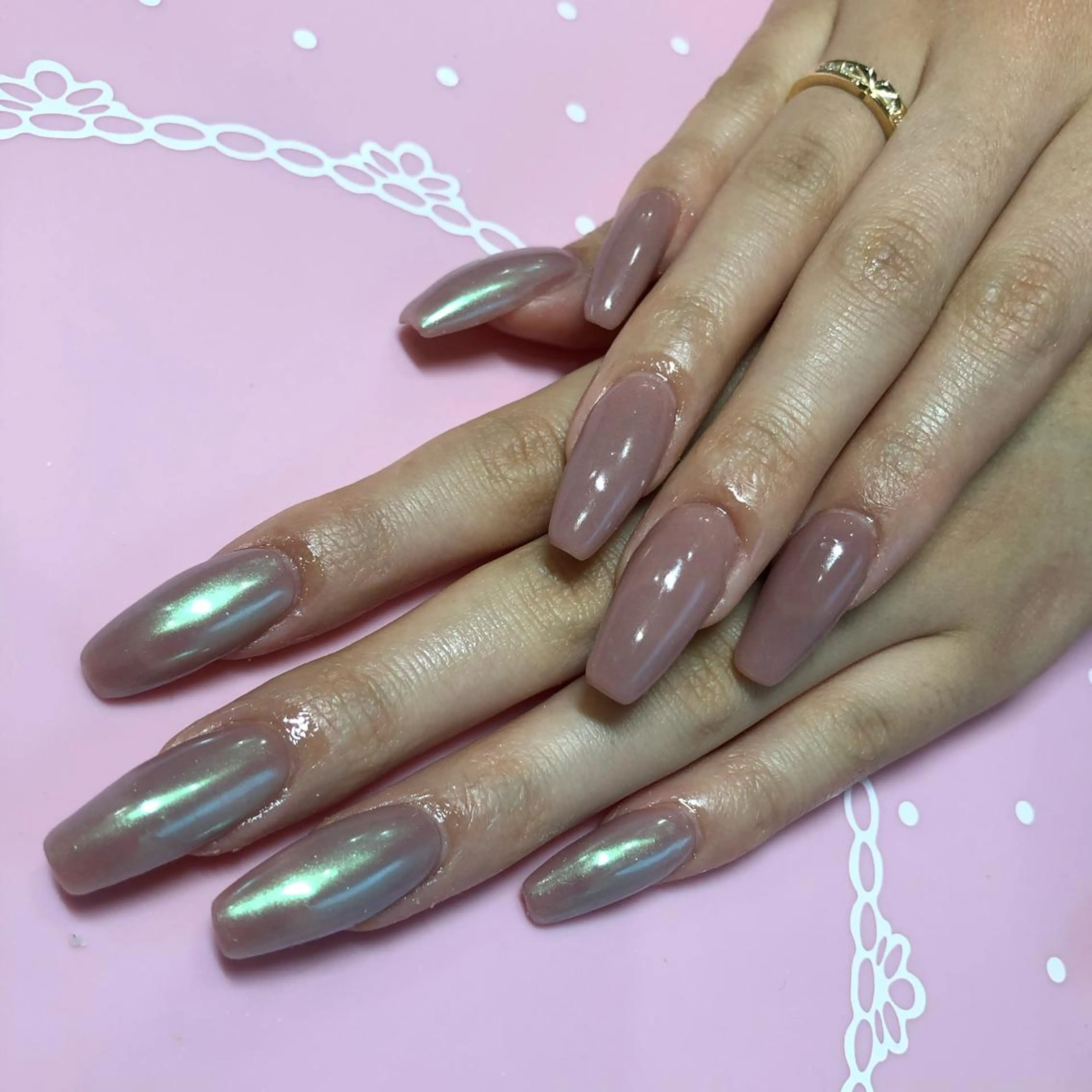 ミディアム ネイル ハンドネイル 《LB》ラブリエ Nail&eyeのマツエク・マツパデザイン