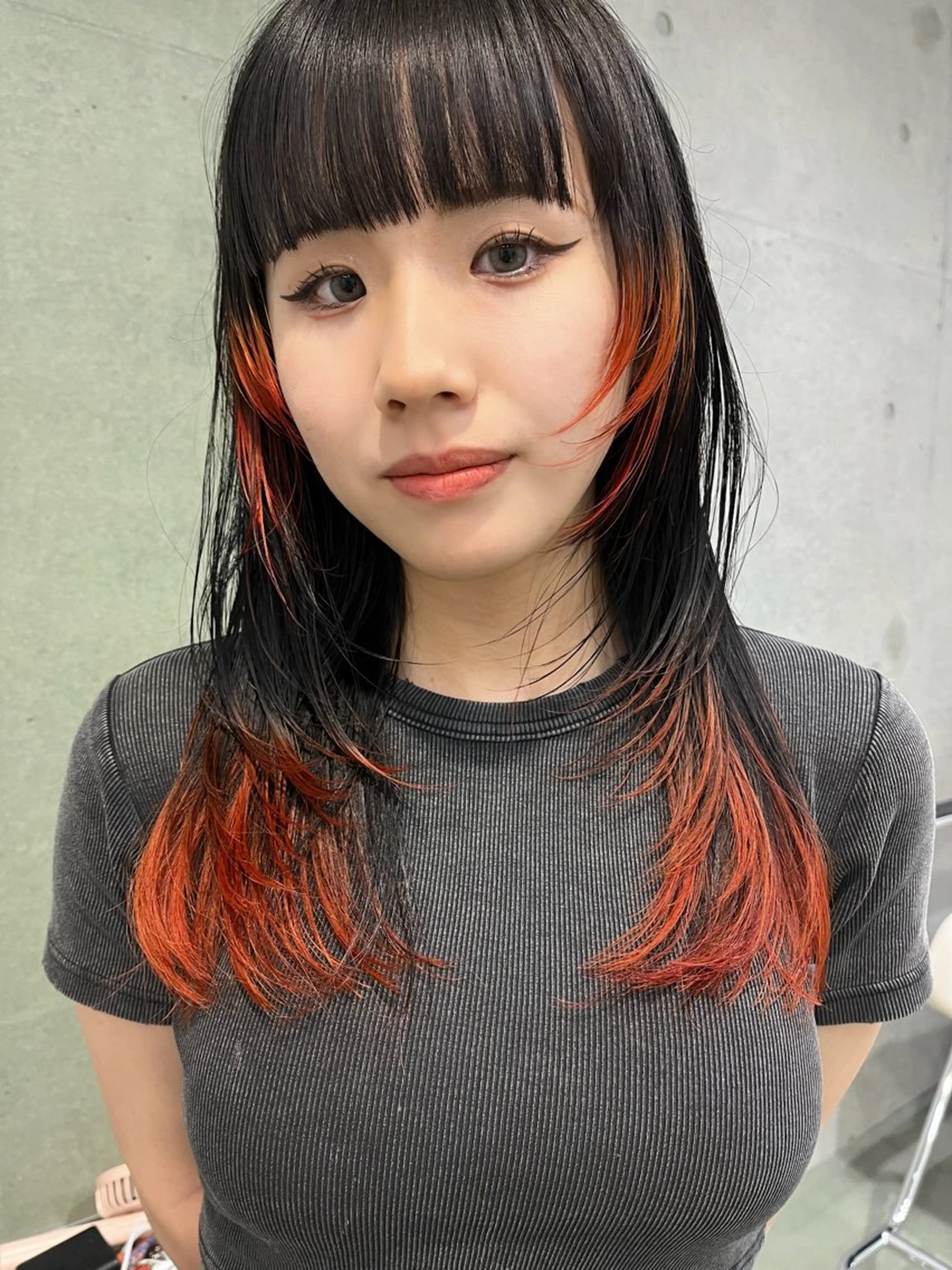 ロング 田中 里奈のヘアスタイル
