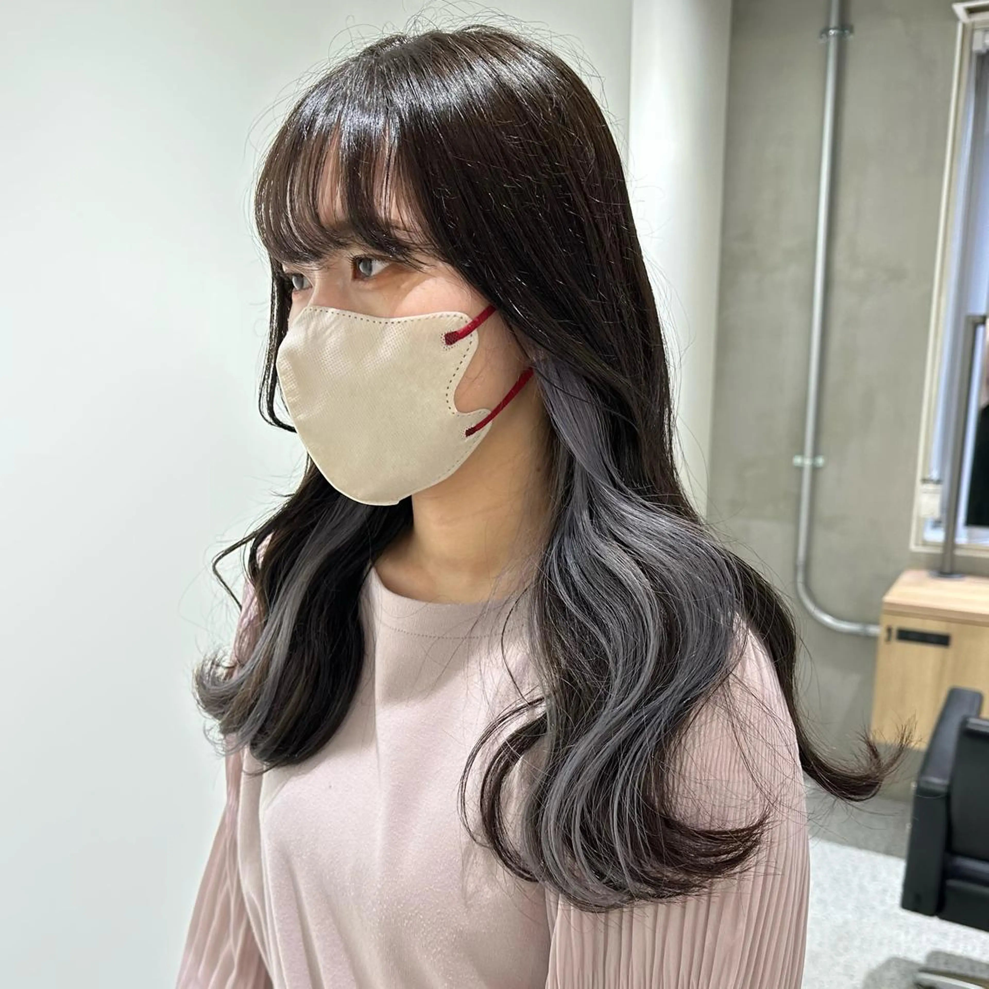 ロング カラー イヤリングカラー シルバー GO TODAY SHARE SALON 原宿本店所属・ブリーチ/ハイトーン 艶カラー/ユリナのヘアスタイル