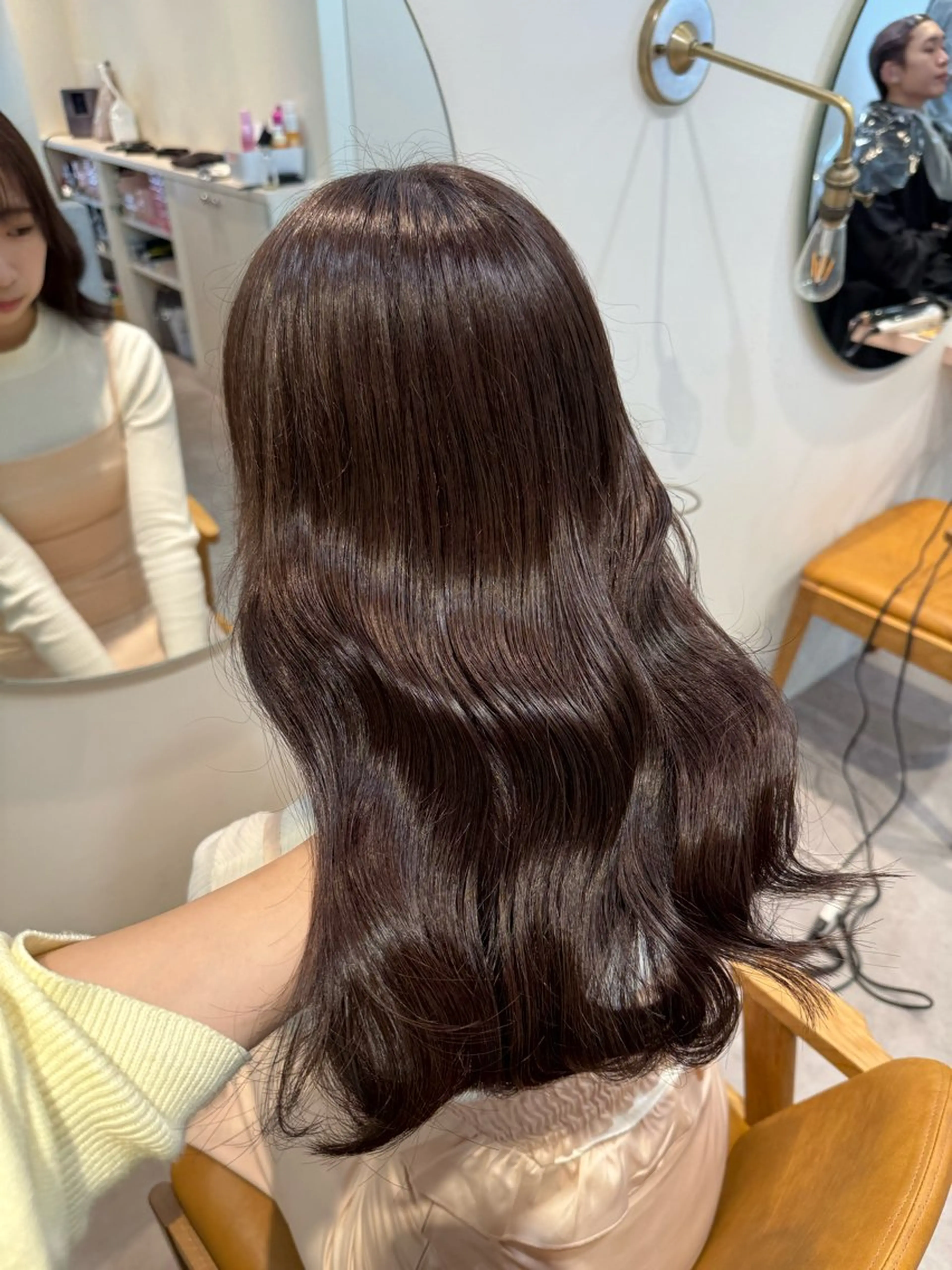 ロング カラー ショコラグレージュ 透明感カラー グレージュ ayaka♡ 柔らかカラーのヘアスタイル