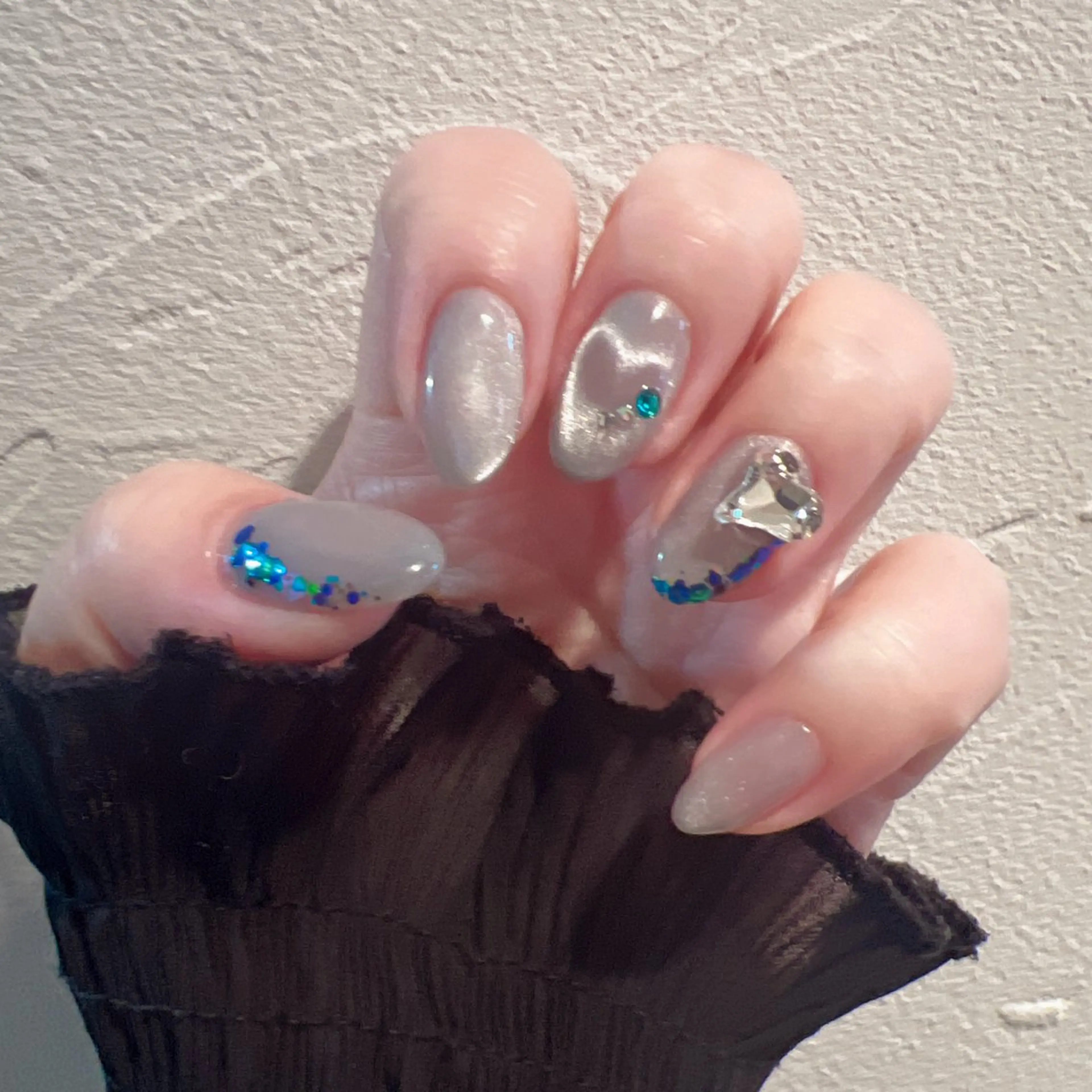 ネイル ブルー ゴージャス ハート キラキラネイル マグネットネイル 隠れ家一戸建て金町 HIROMI 葛飾区のネイルデザイン