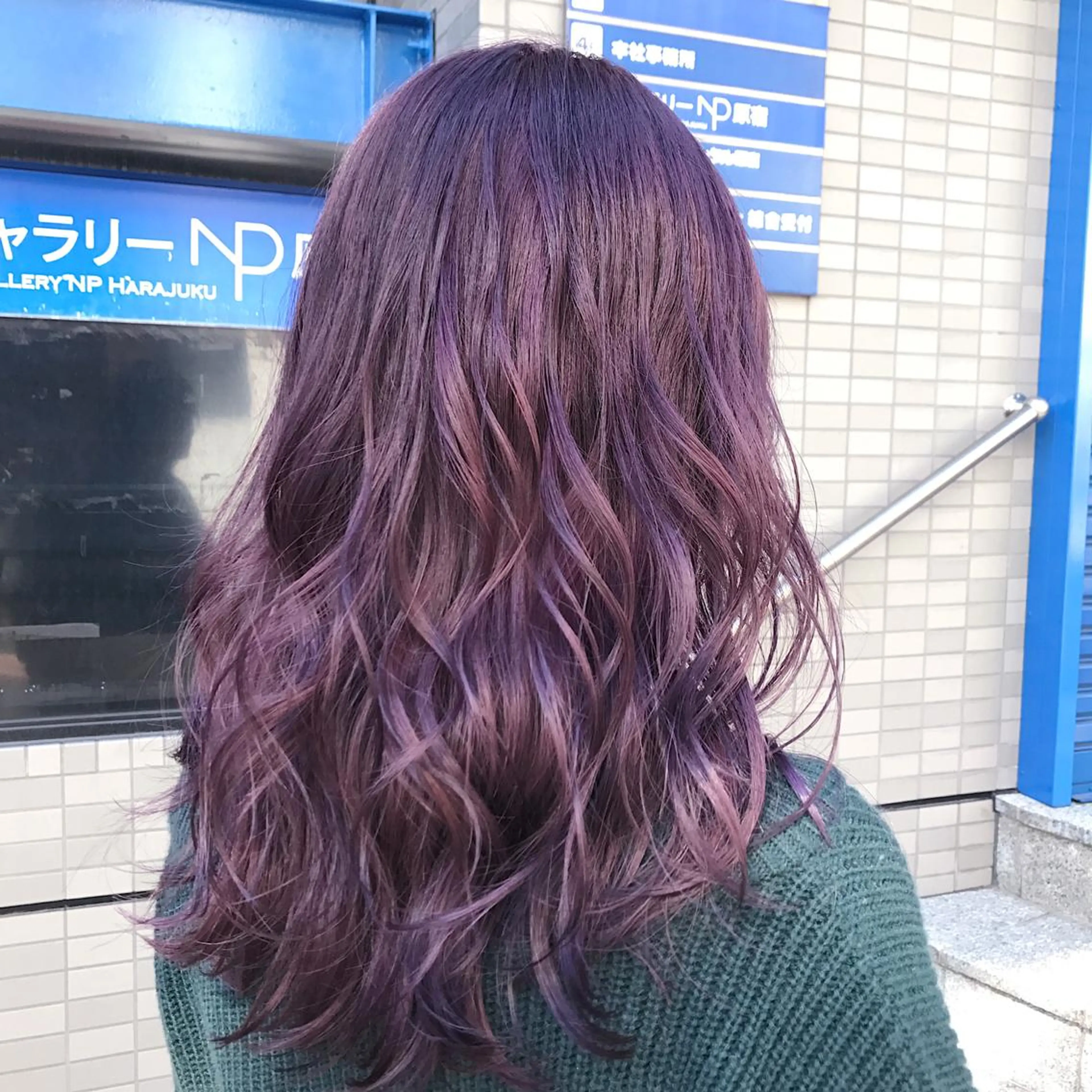 ミディアム カラー ヘアアレンジ Zina渋谷エリア マネージャShionのヘアスタイル