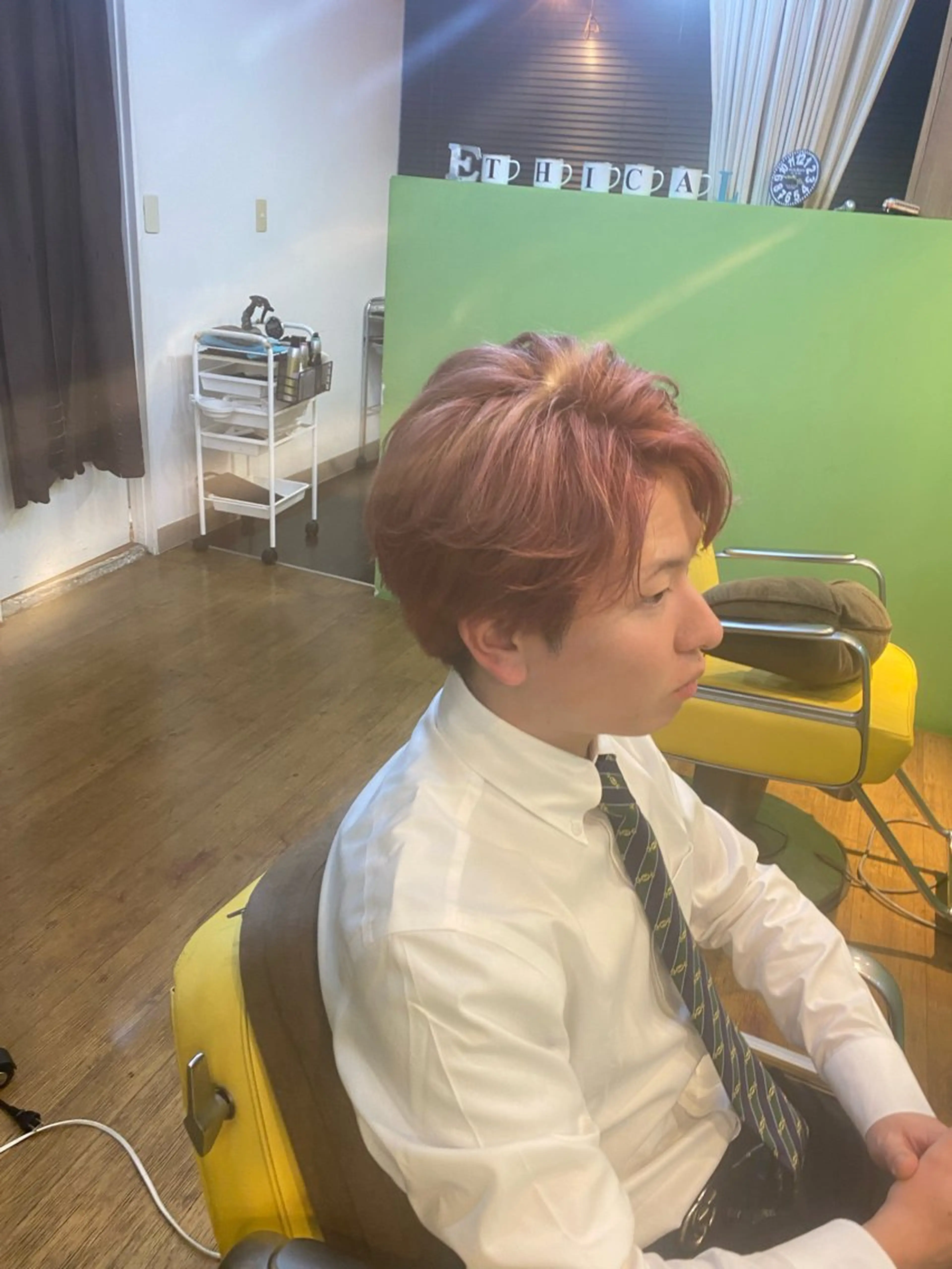 カラー ヘアアレンジ メンズ ヘアカラー メンズ特化 エシカル　松原大将のヘアスタイル