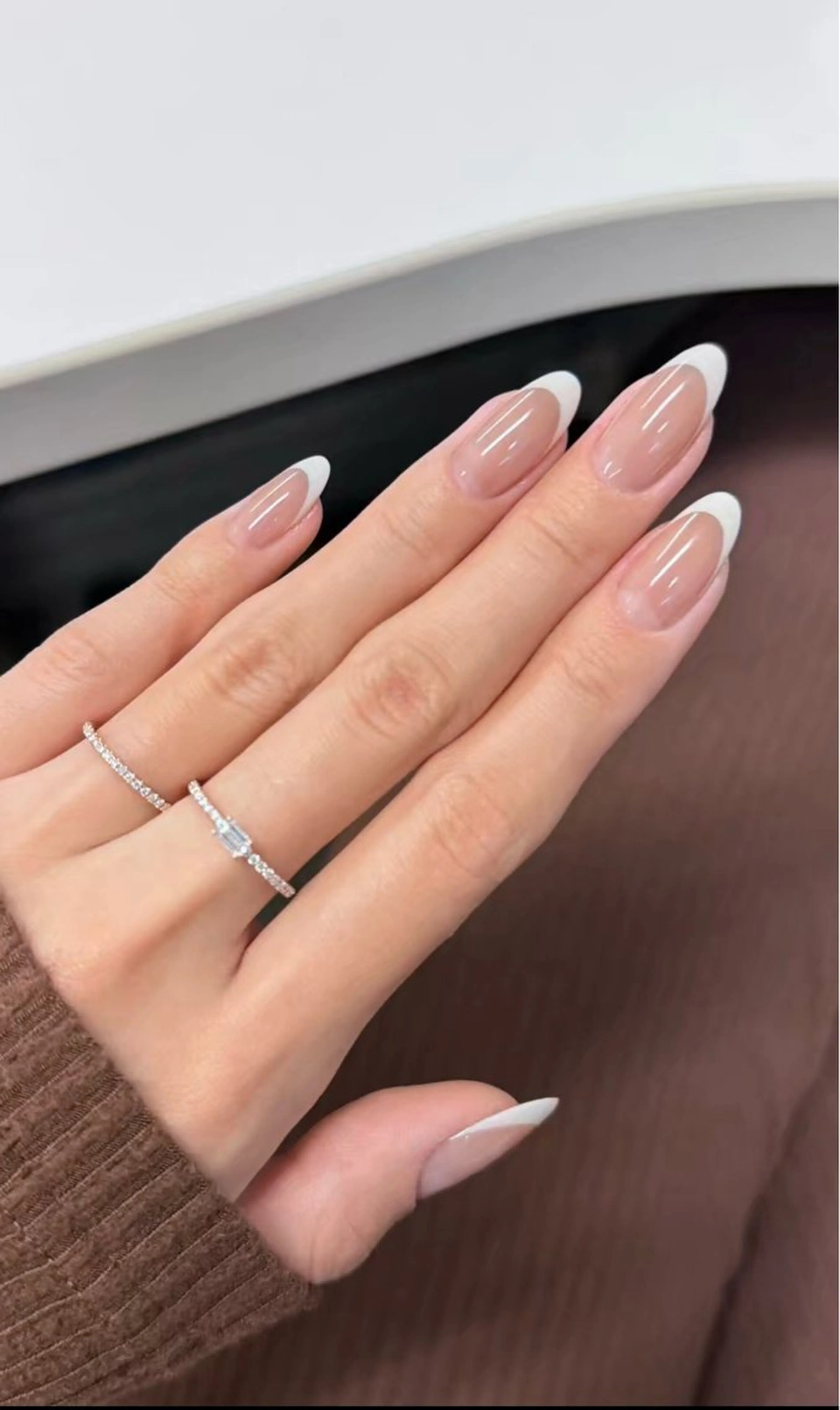 HANDフレンチネイル（2色までok）初回ソフトジェルオフ無料の写真