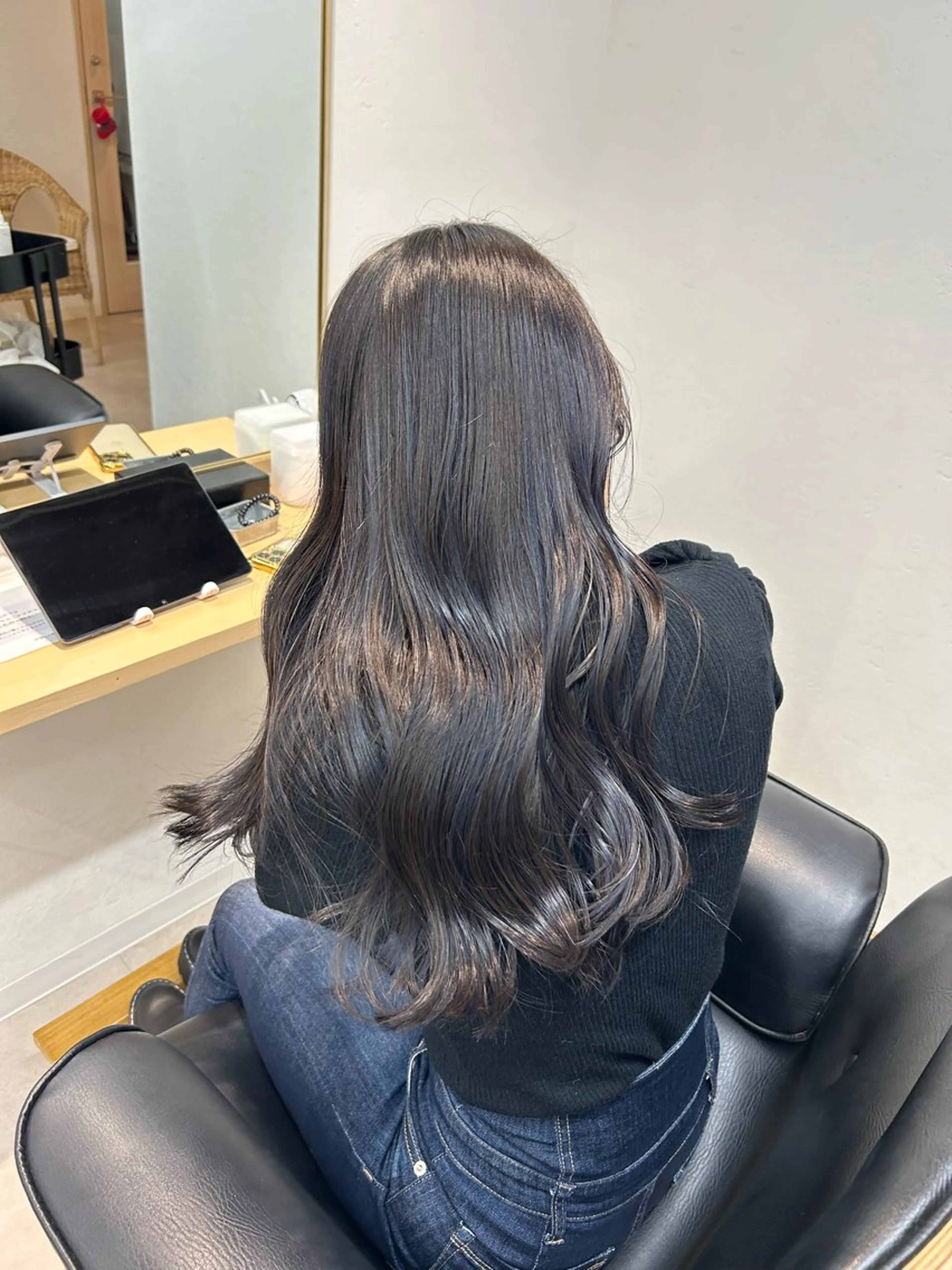 ロング カラー 黒髪 ブルーカラー ブルーブラック ハイライトカラー ハイライト 韓国ボブ/レイヤー/ ハイトーン/まなみのヘアスタイル