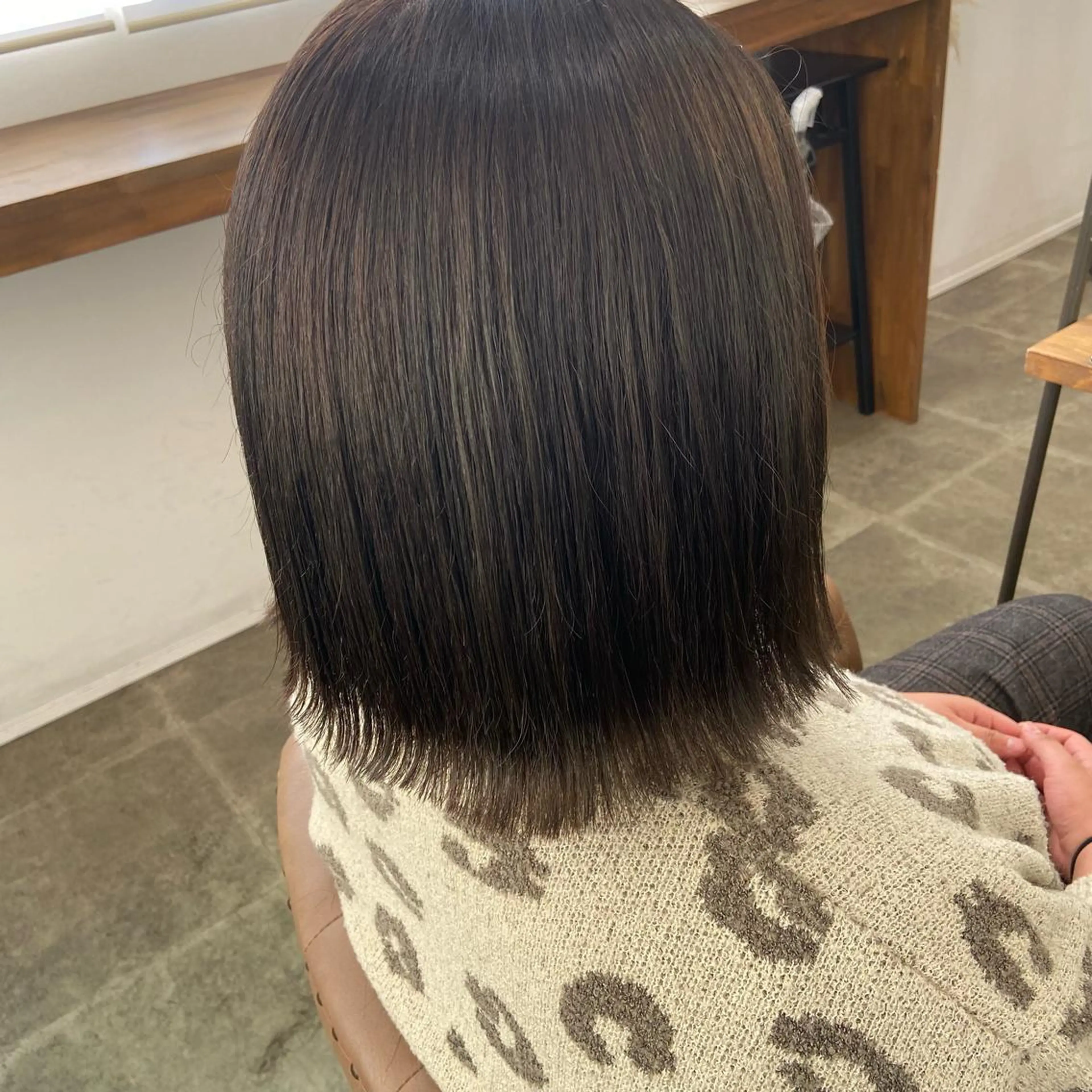 ミディアム カラー 松本 玲菜のヘアスタイル