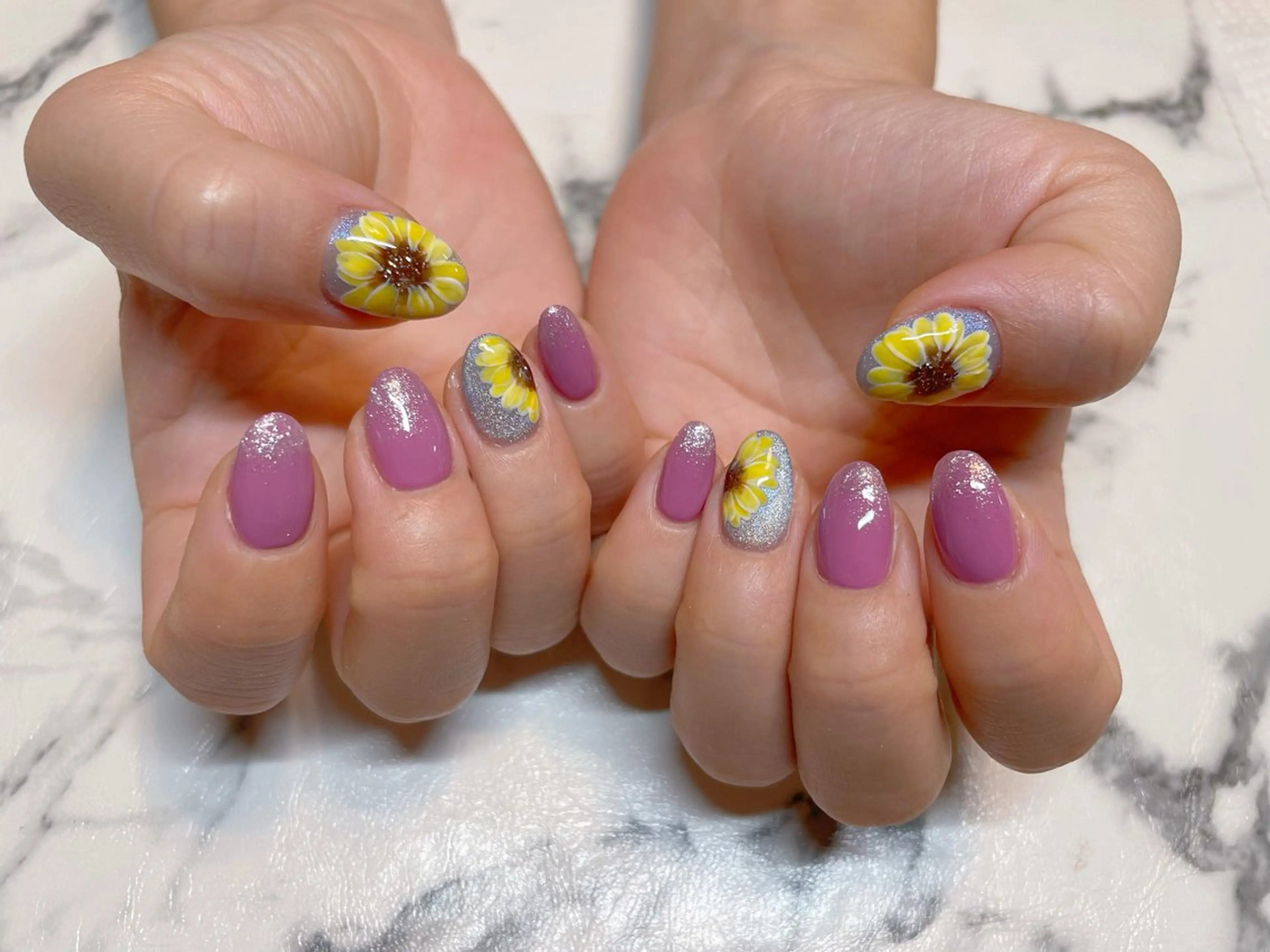 ネイル マグネットネイル ハンドネイル エン Nail salonのネイルデザイン