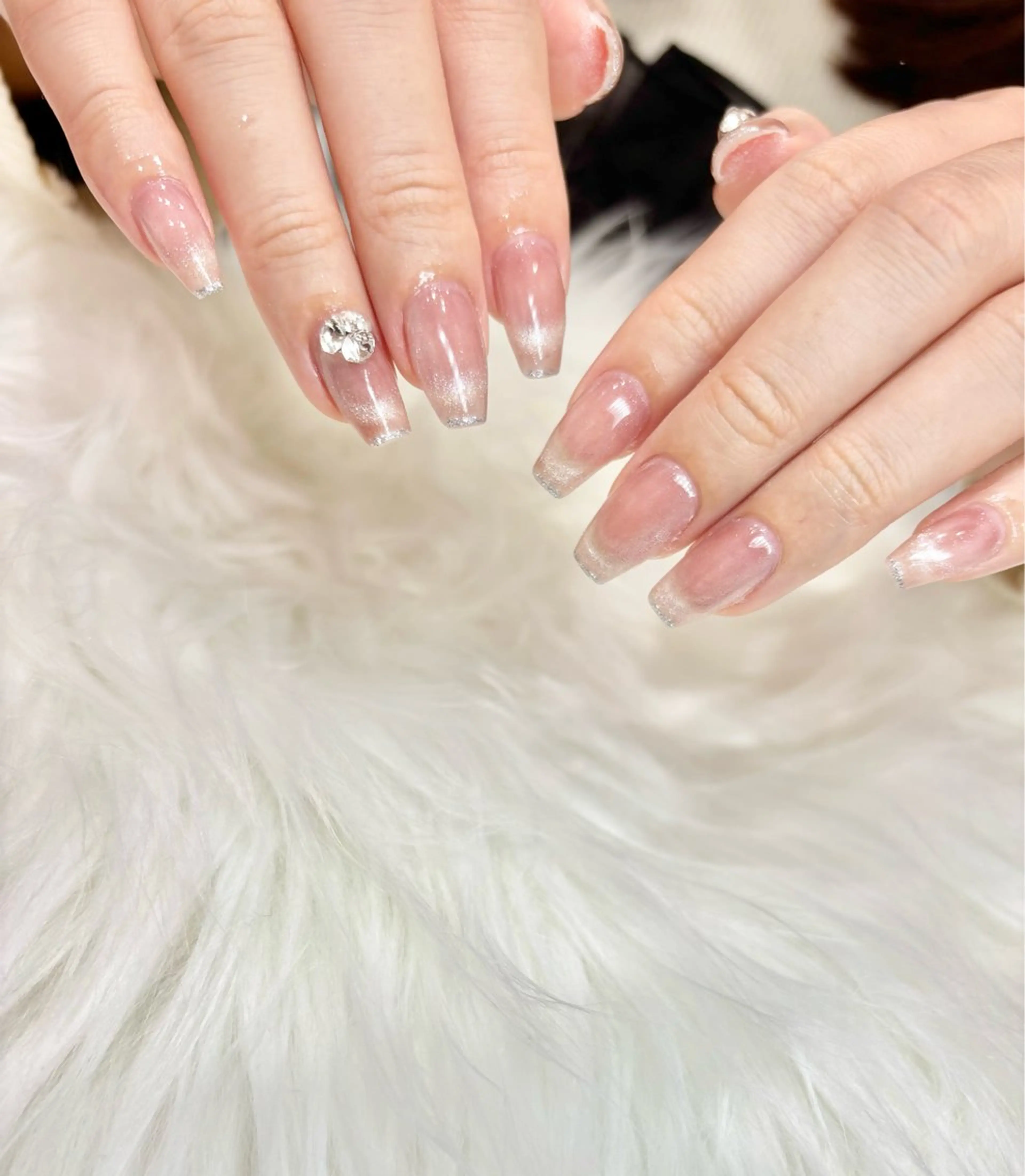 ネイル フラッシュネイル フレンチネイル キラキラネイル 韓国ネイル マグネットネイル Angie Nail所属・Angie Nail CHIYURIのネイルデザイン