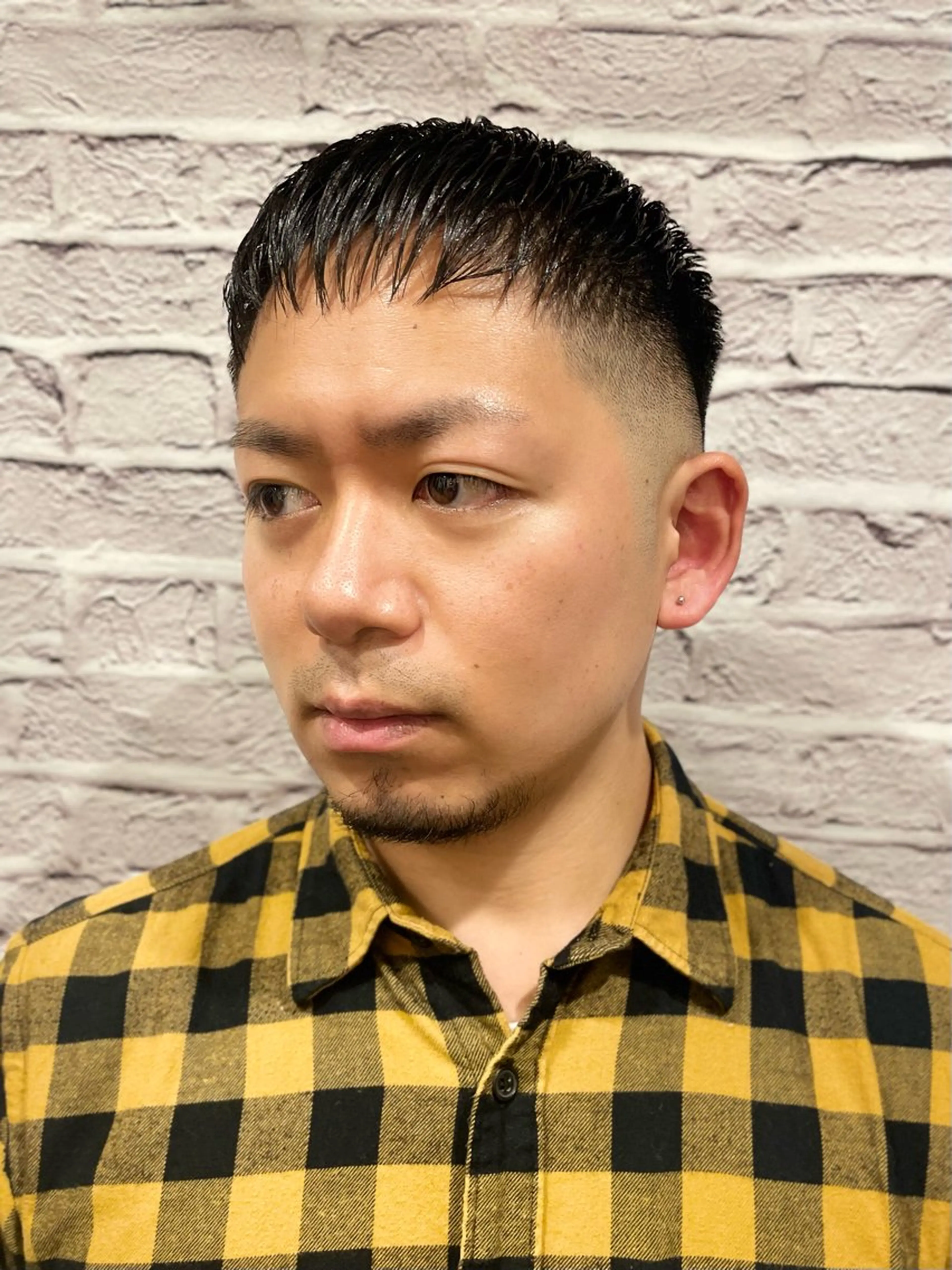 メンズ フェードカット スキンフェード Graceful BarBer platinum所属・無料メンズカット💈 遠山泰輝のヘアスタイル