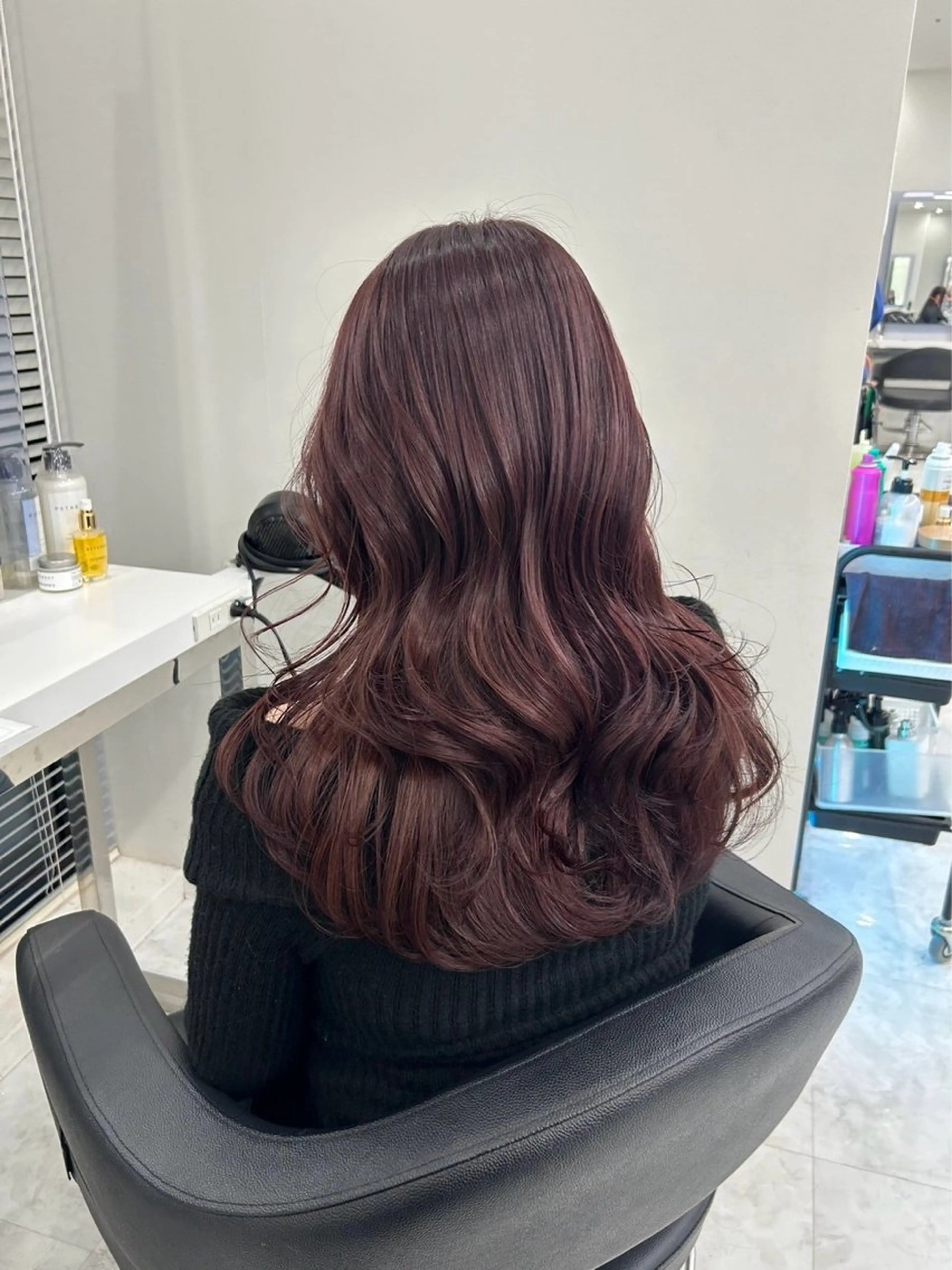 ロング カラー ヘアアレンジ トレンドモテカラー 🩷色落ちまで可愛くのヘアスタイル