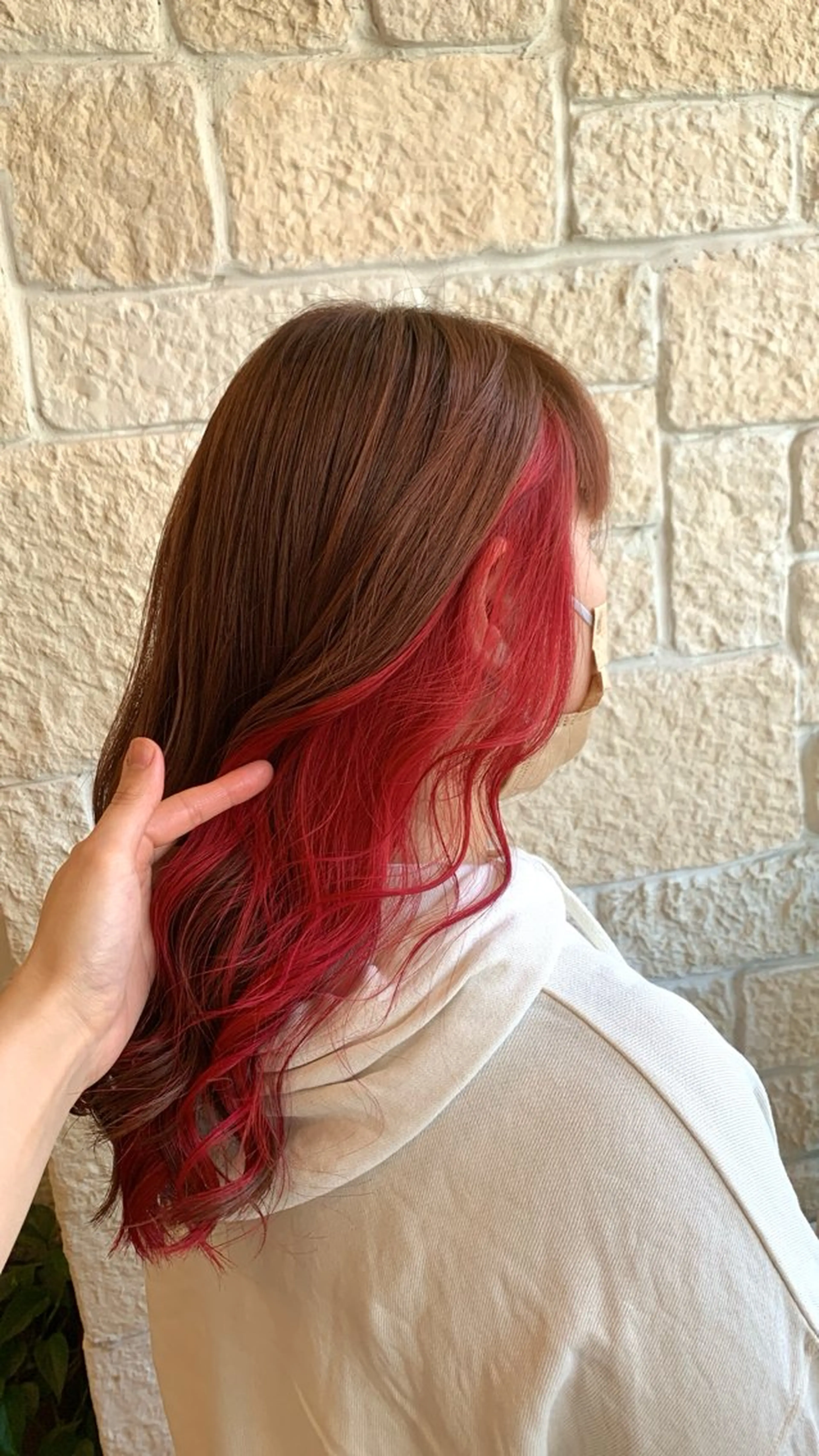 ロング カラー Lamp 柏 山口 か乃 ブリーチカラーのヘアスタイル