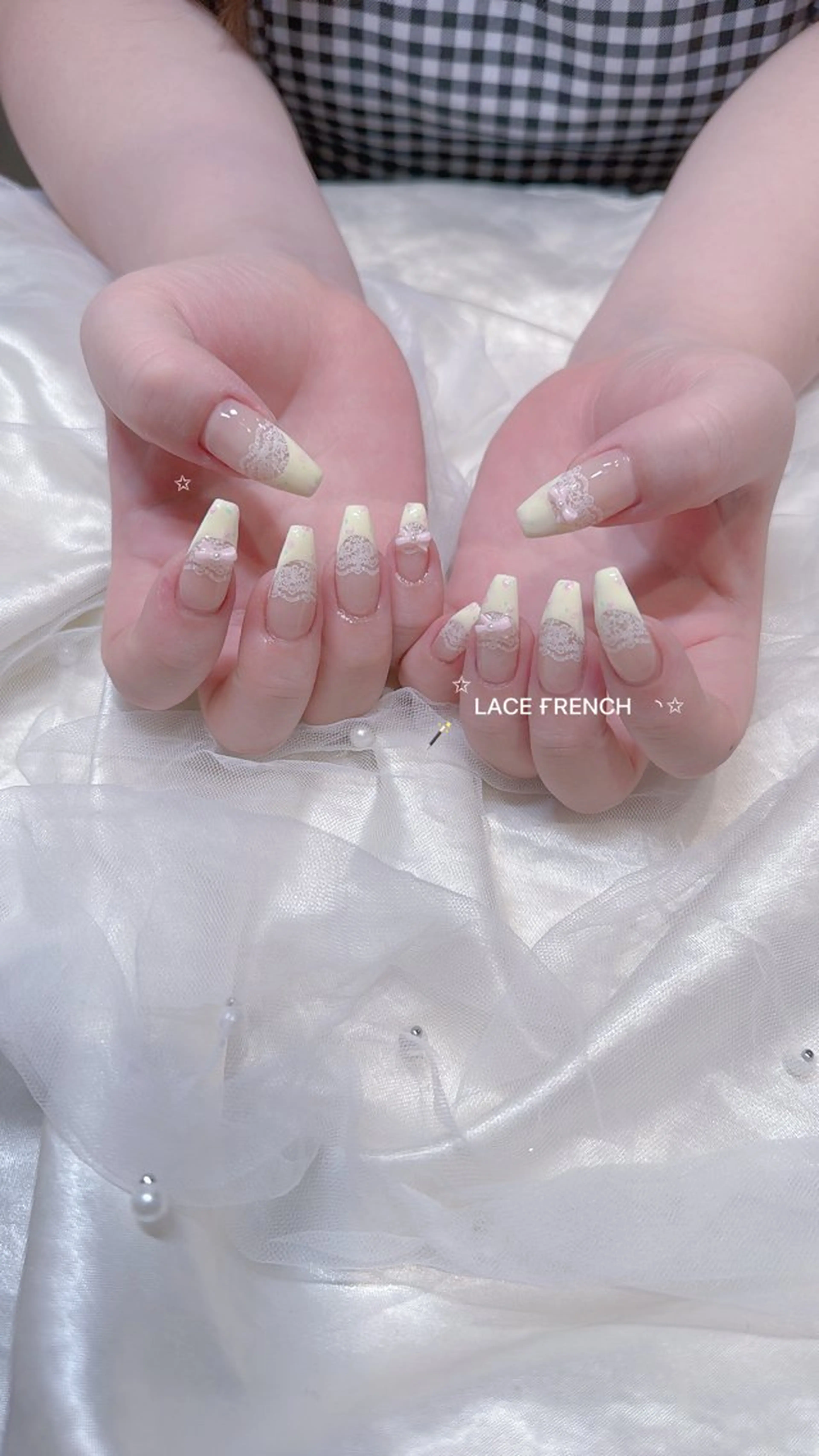 ネイル フレンチネイル レース パステルネイル 黄色 ハンドネイル GOTODAYシェアサロン名古屋PARCO店所属・୨୧ ayakaのネイルデザイン