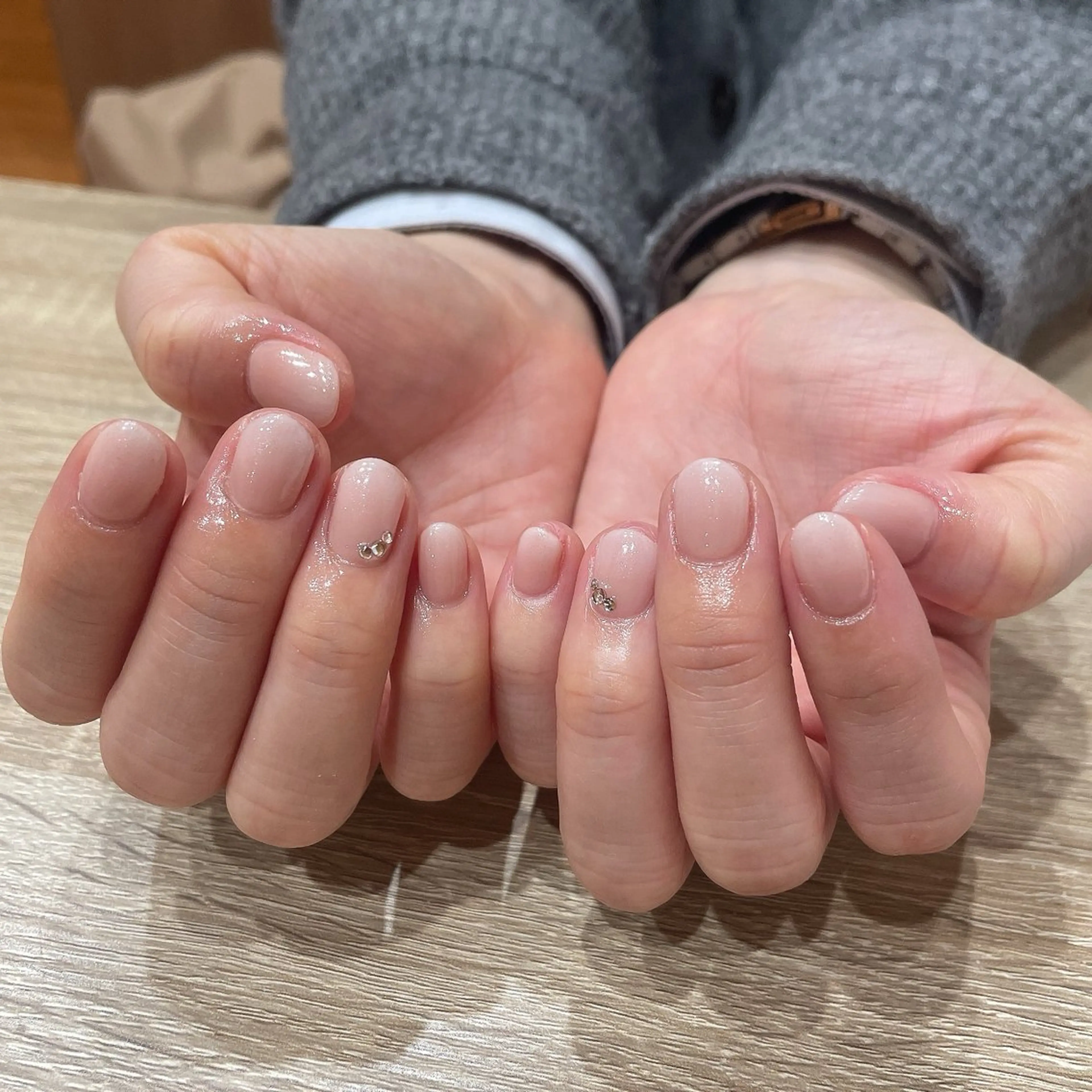 ネイル ストーンネイル ハンドネイル liberté所属・liberté🫧 新小岩のネイルデザイン