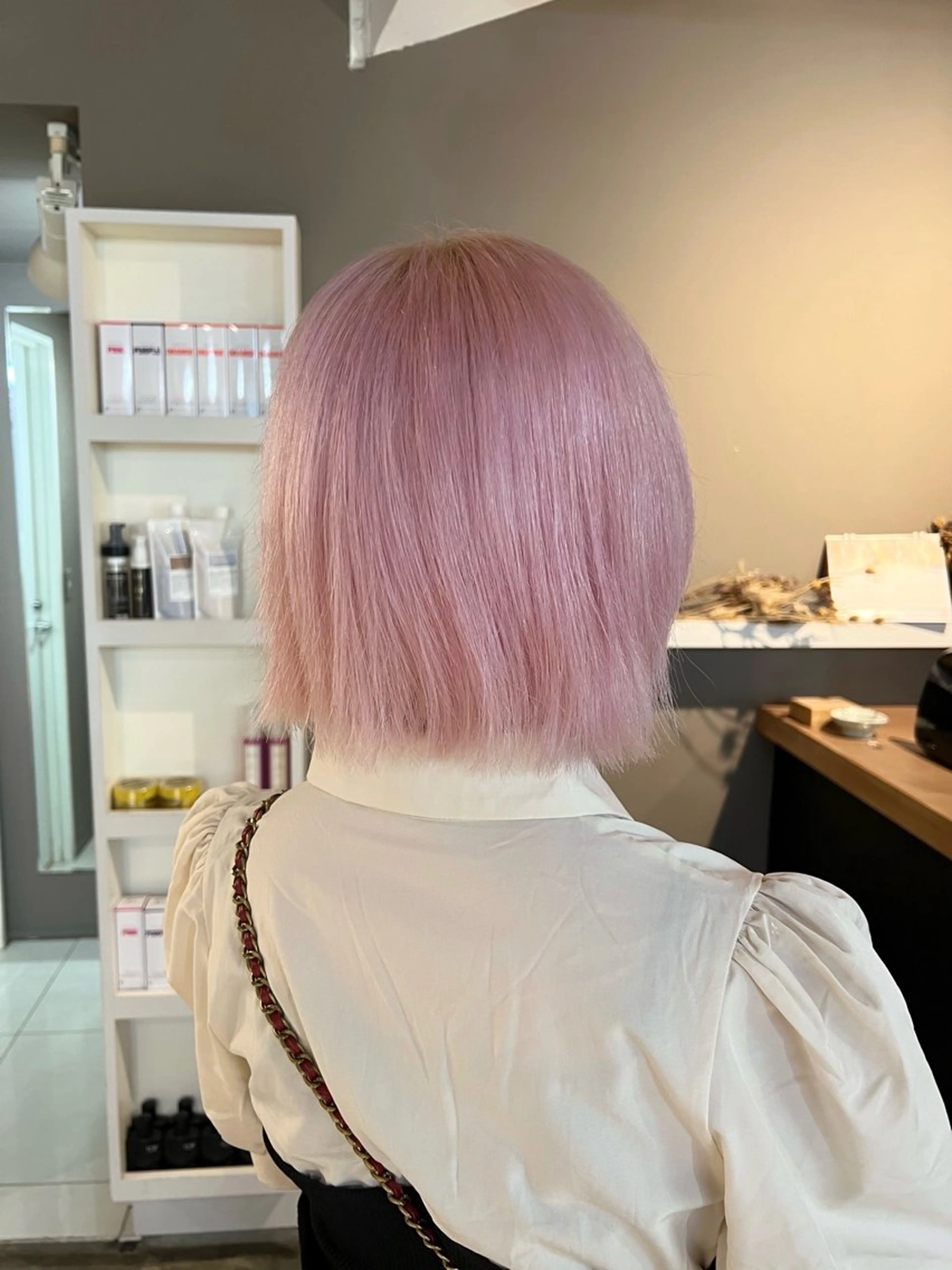 ミディアム カラー ピンクカラー ホワイトピンク daiki 原宿のヘアスタイル