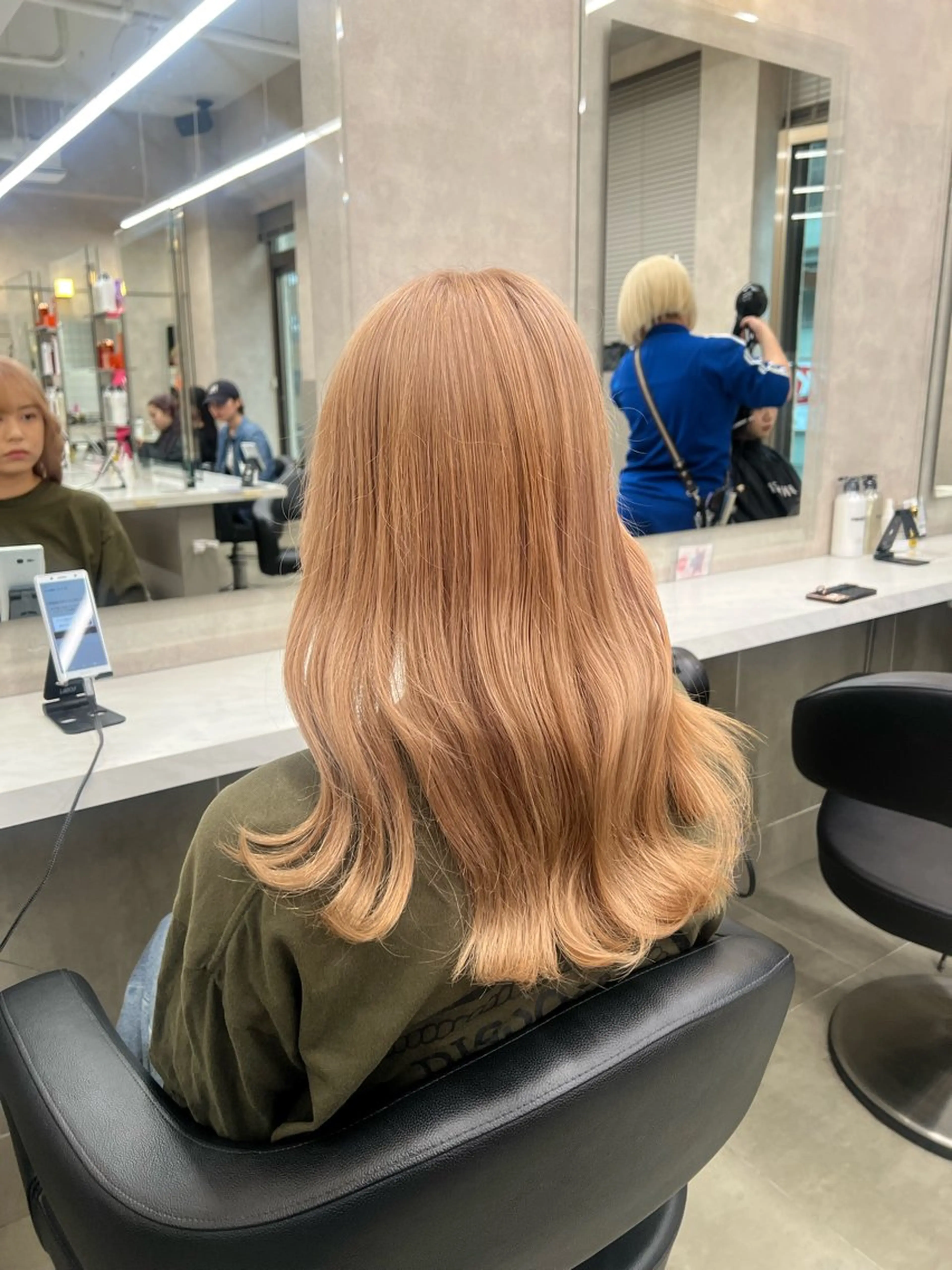 ロング カラー ヘアカラー トリートメント 韓国レイヤーカット /REIのヘアスタイル