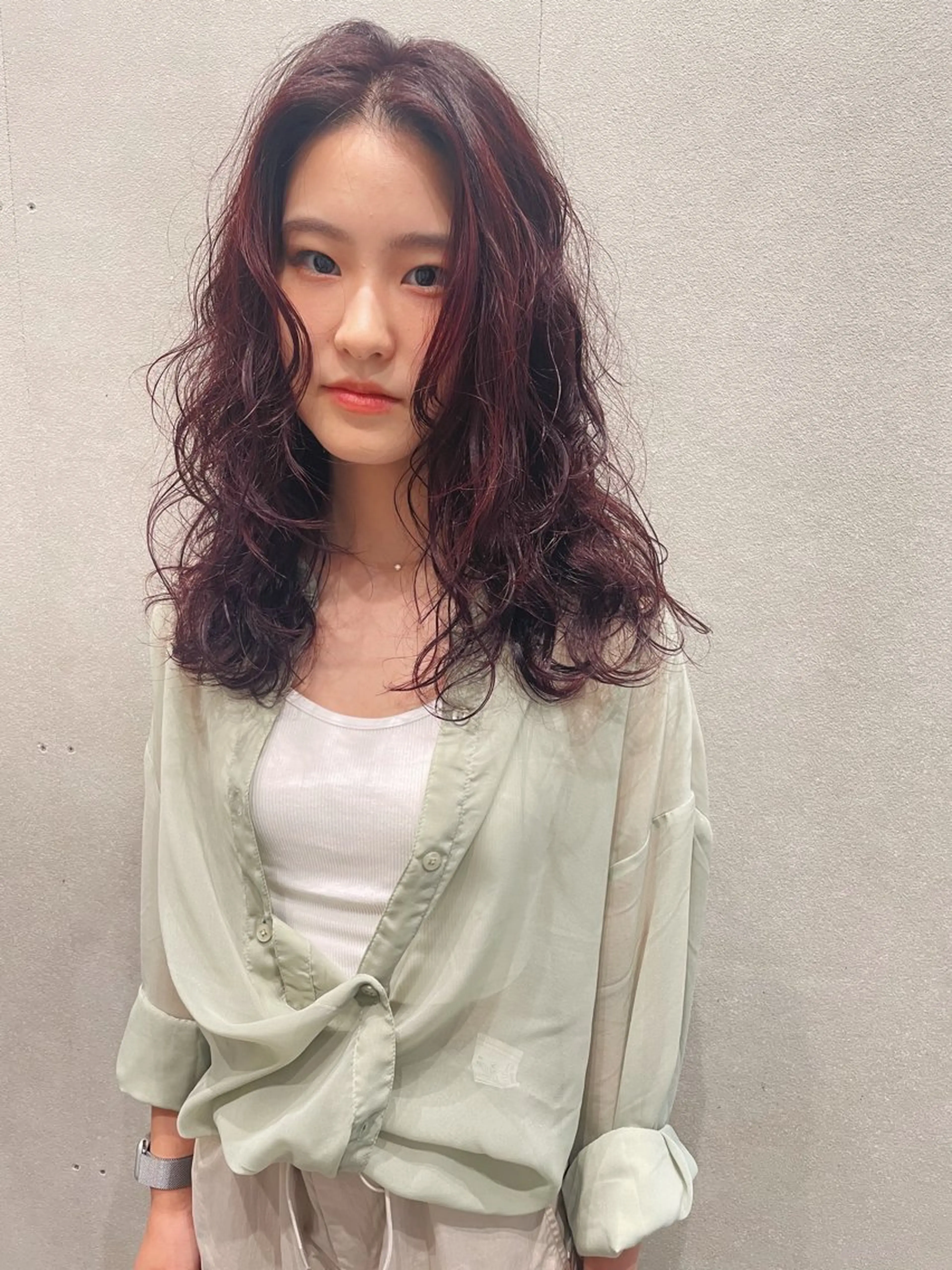 ミディアム カラー ミディアムパーマ カット ヘアカラー トリートメント センスをお届けします 大谷将生INFPのヘアスタイル