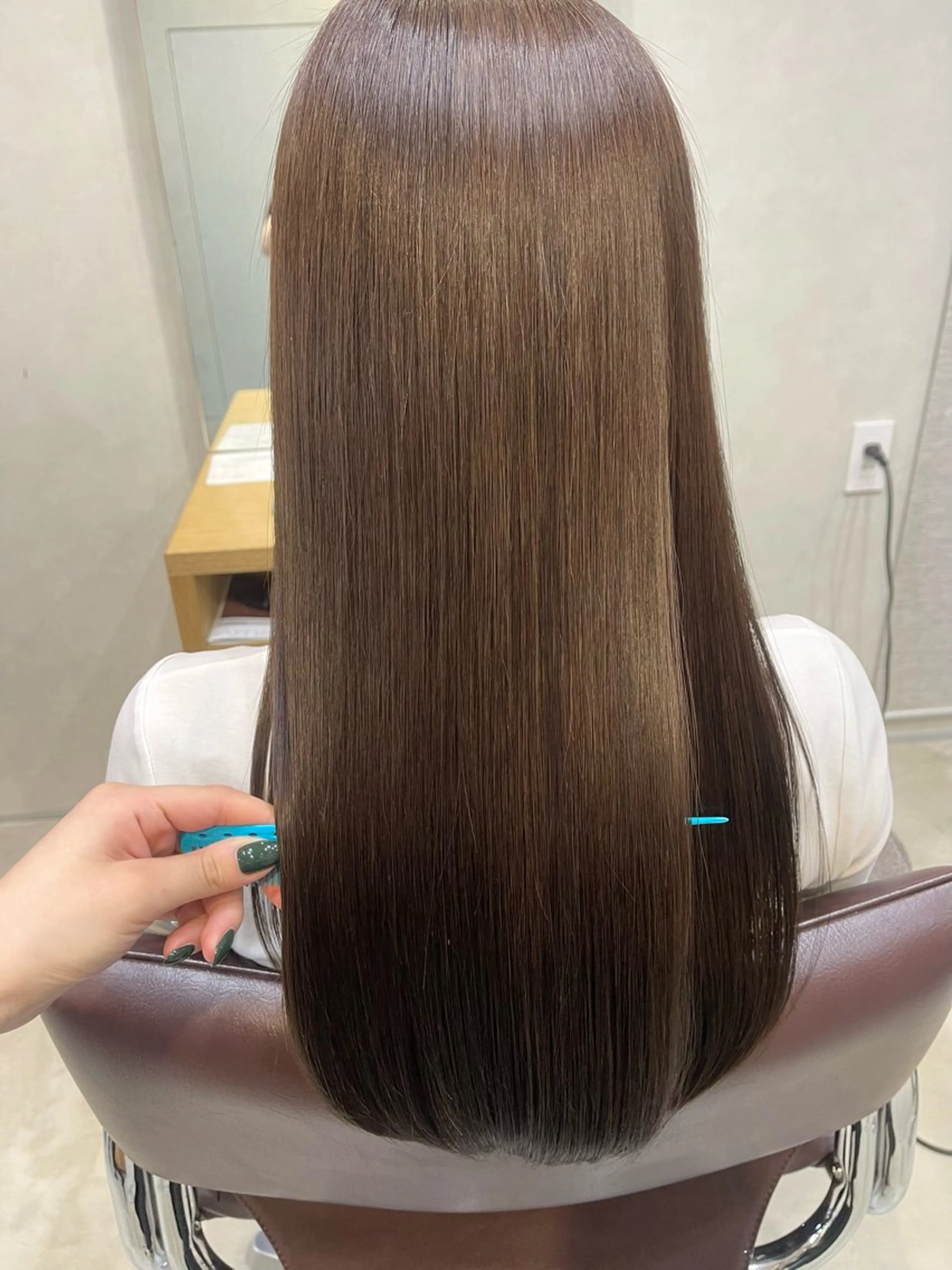 セミロング ARCHE-OSAKA 心斎橋店所属・ARCHE 心斎橋 常塚のヘアスタイル