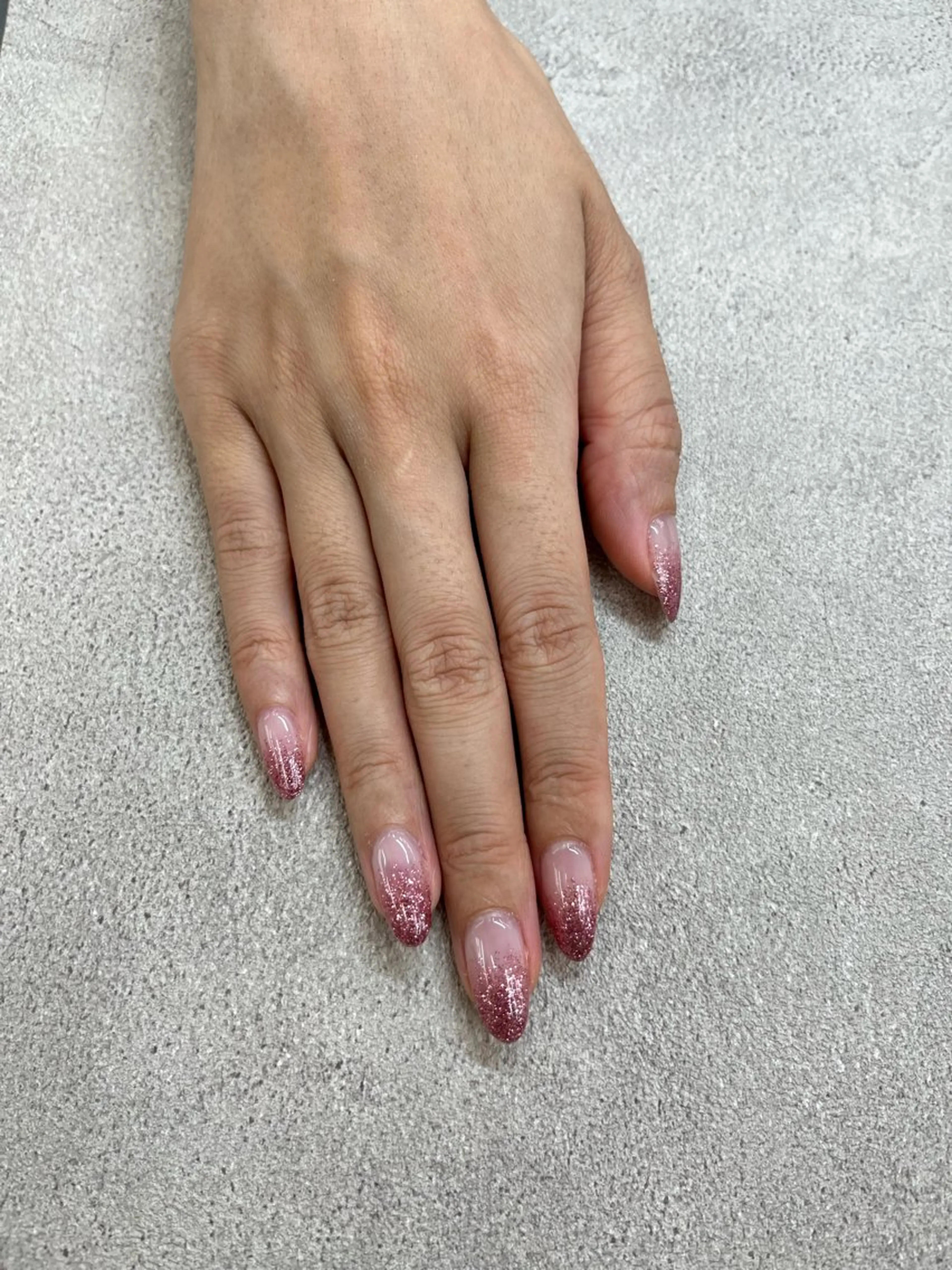 ネイル クリアネイル グラデーション ラメ(グリッター) ラメグラデーション ピンク MAXKELLY YUNAのネイルデザイン