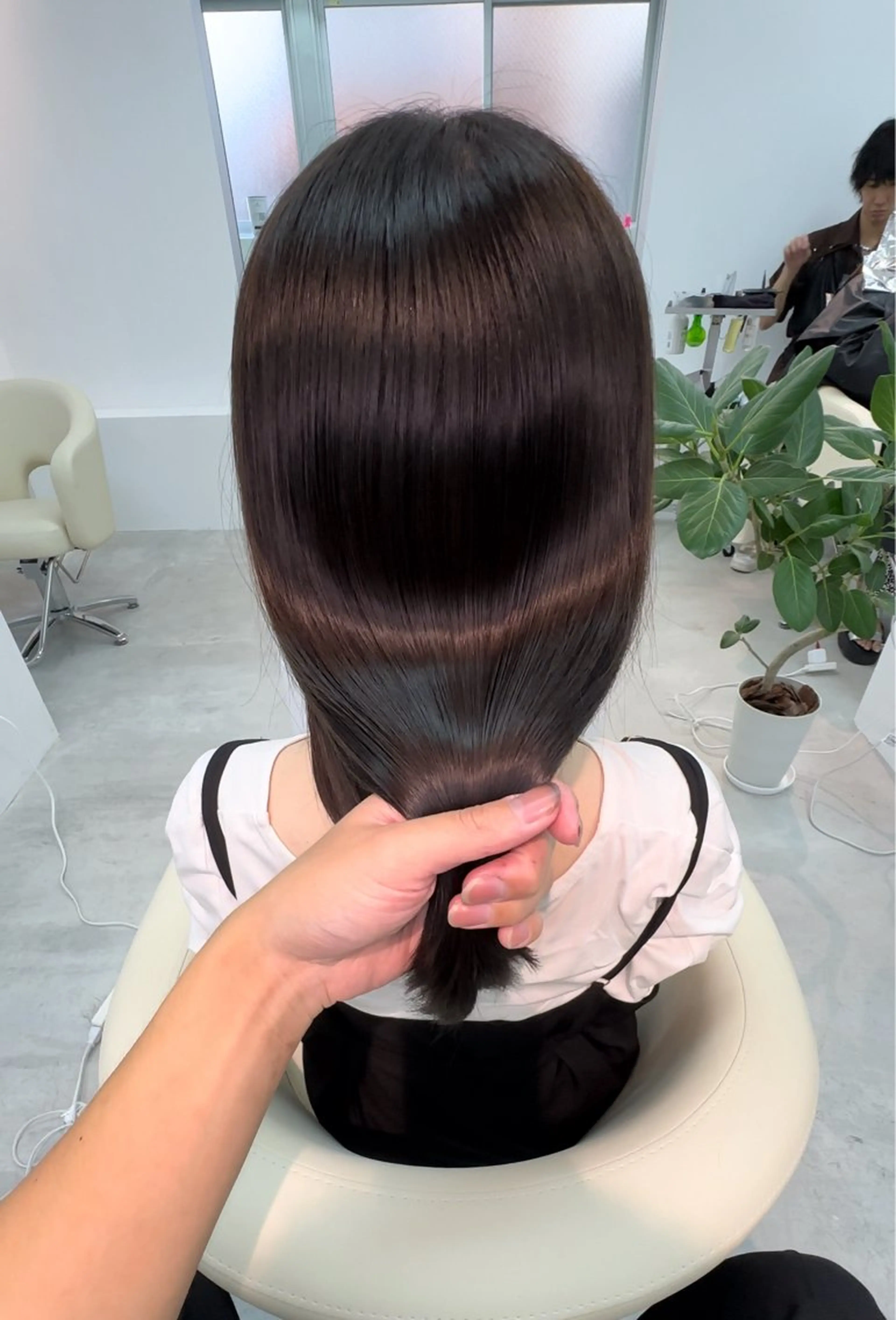 ミディアム カラー パーマ ヘアアレンジ メンズ 🍀髪質改善 ケアカラーrootsのヘアスタイル