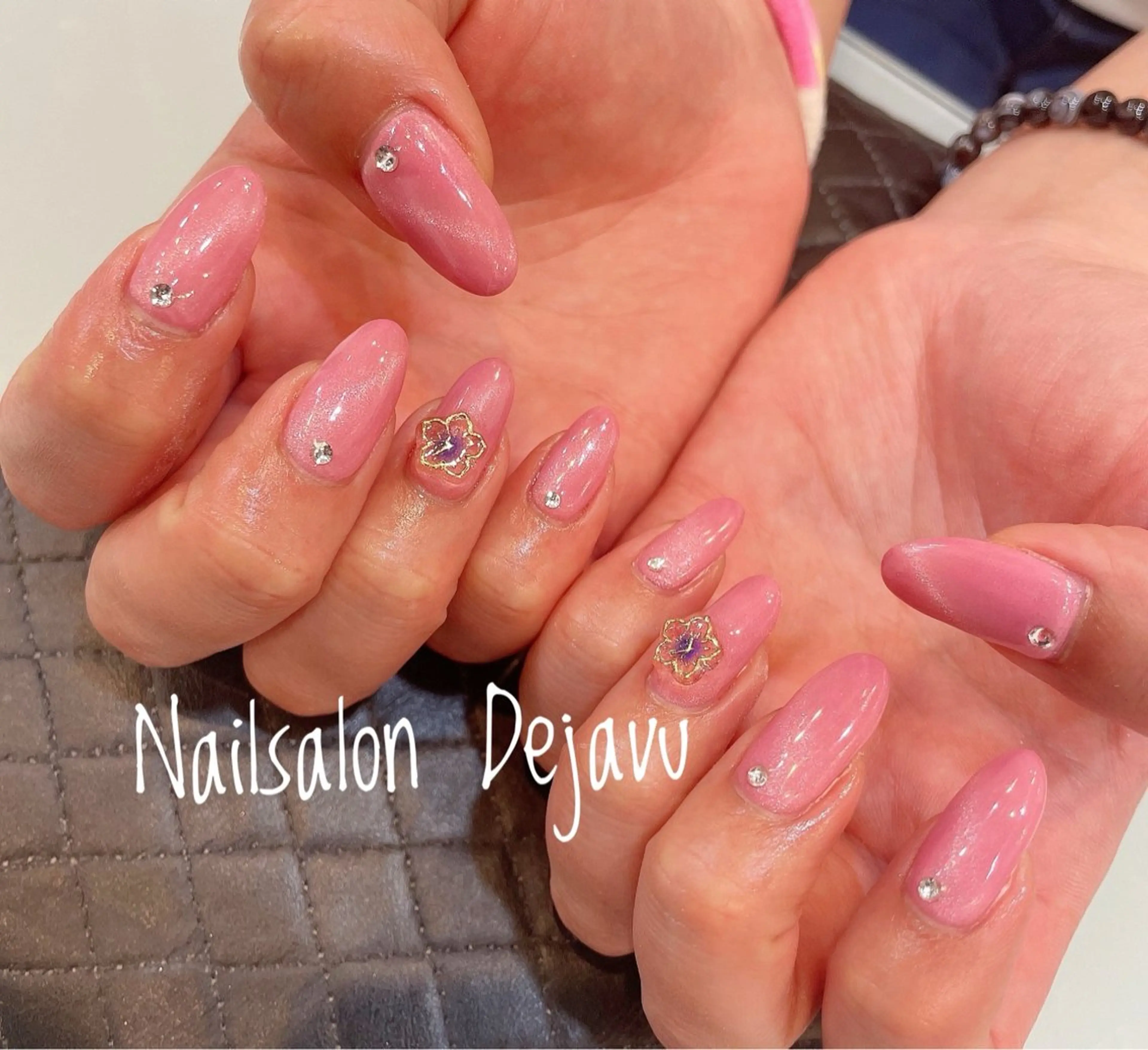 ネイル マグネットネイル Nailsalon Dejavu  Yokosuka所属・Nailsalon Dejavuのネイルデザイン