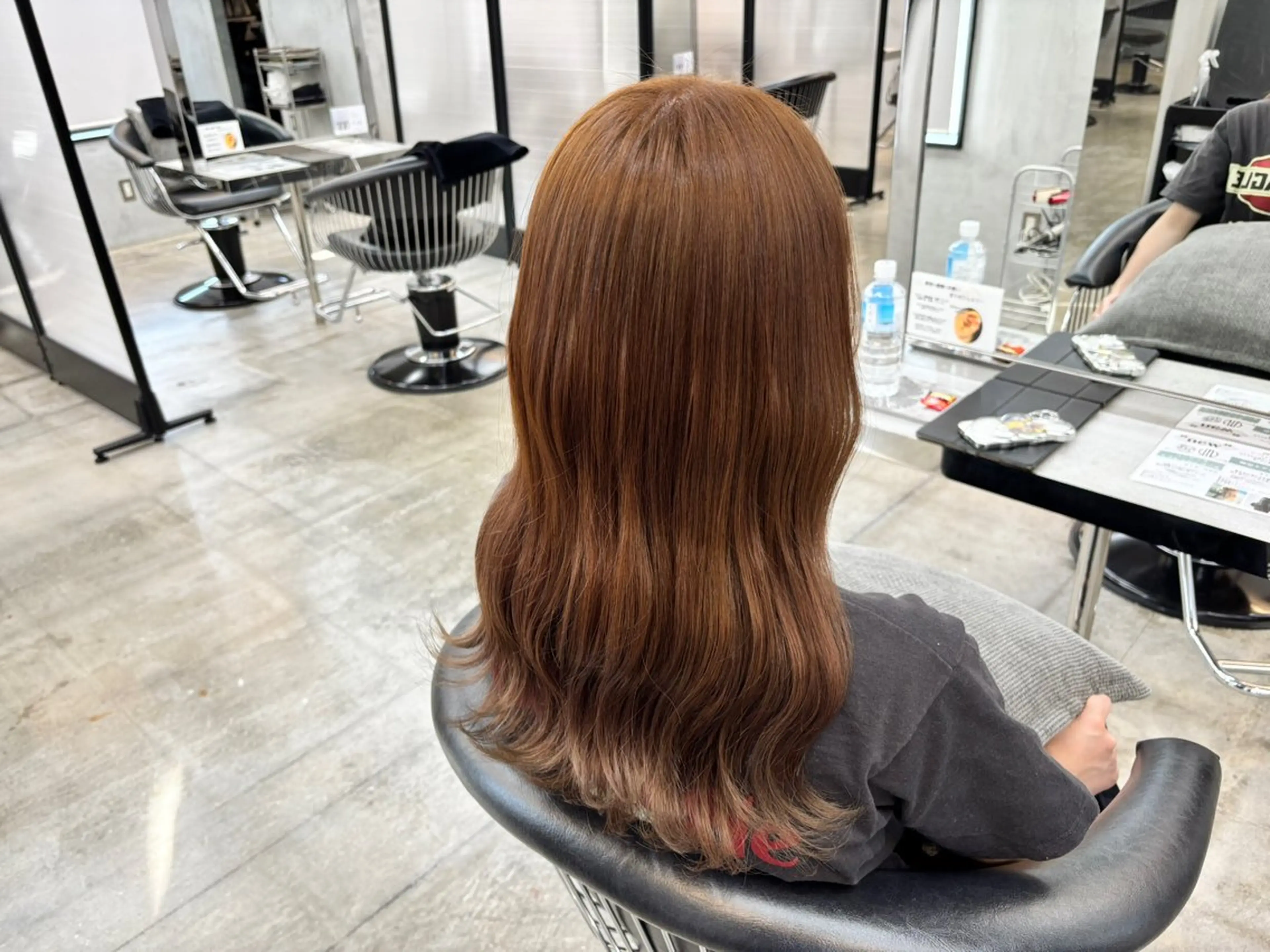 ロング カラー ブラウンカラー マロンブラウン 🌷艶感カラー🌷 富施 優花のヘアスタイル